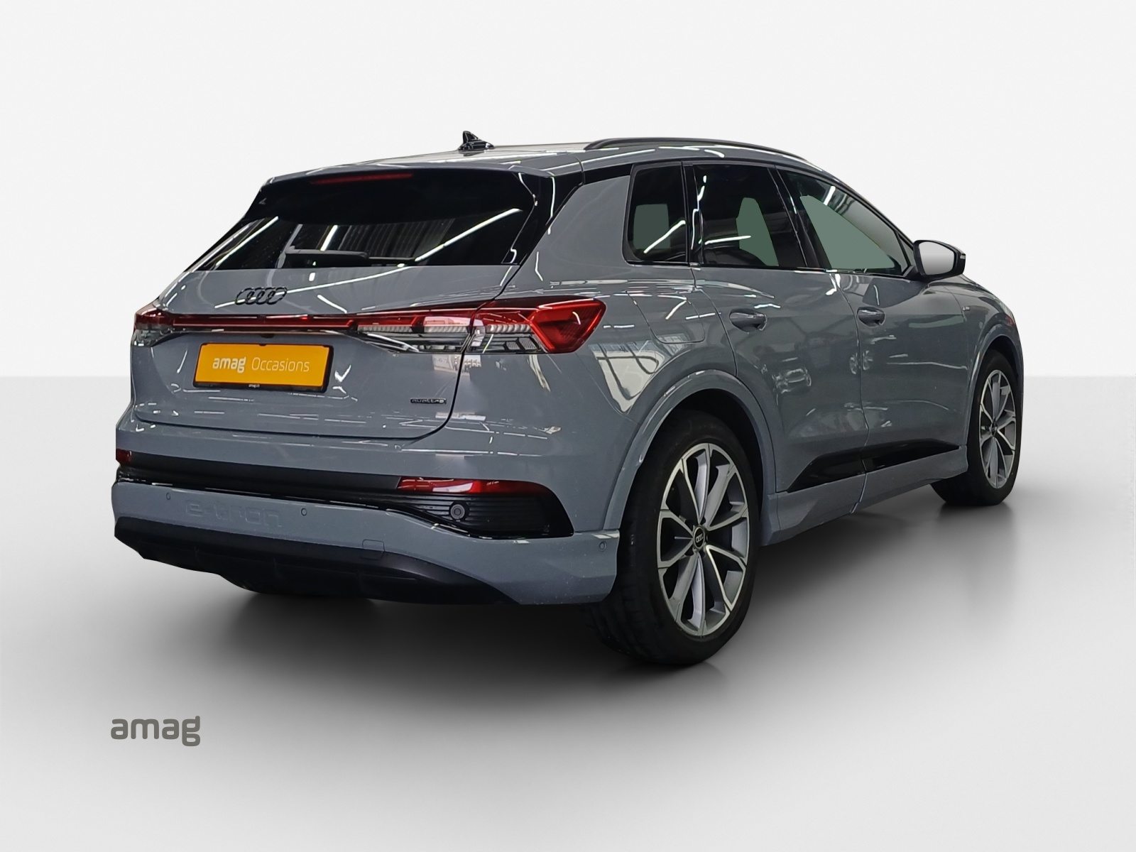 AUDI Q4 50 e-tron quattro, Elektro, Occasion / Gebraucht, Automatik - 6