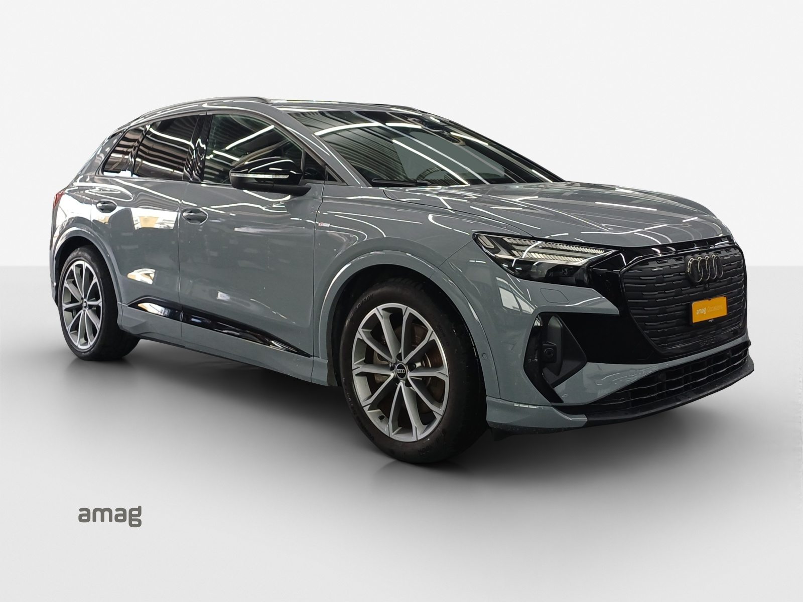 AUDI Q4 50 e-tron quattro, Elektro, Occasion / Gebraucht, Automatik - 7