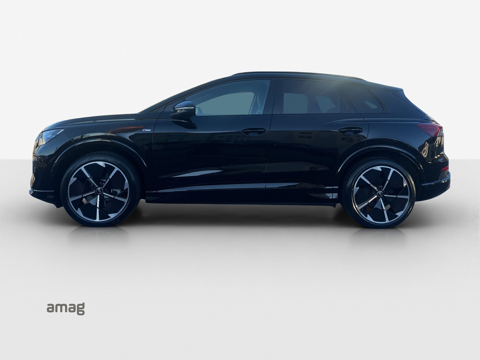 AUDI Q4 50 e-tron quattro, Elettrica, Occasioni / Usate, Automatico - 2