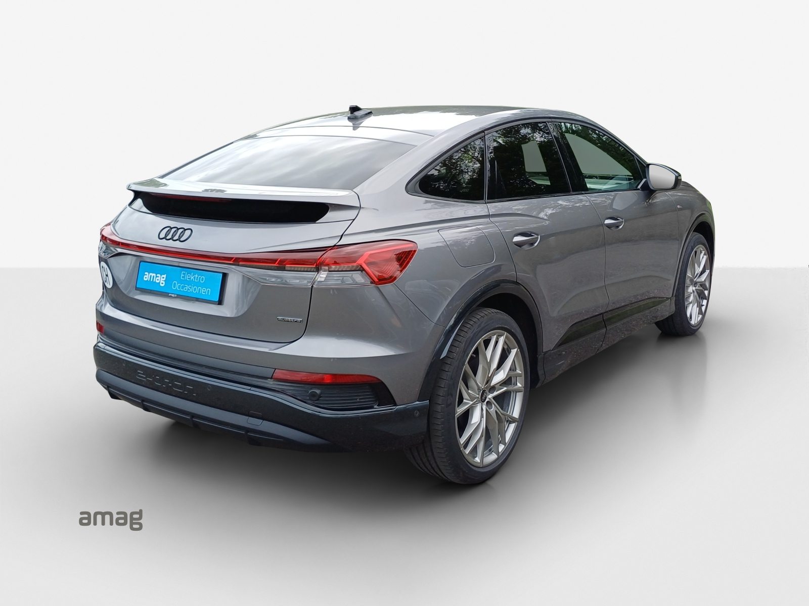 AUDI Q4 SB 55 e-tron quattro, Électrique, Occasion / Utilisé, Automatique - 6