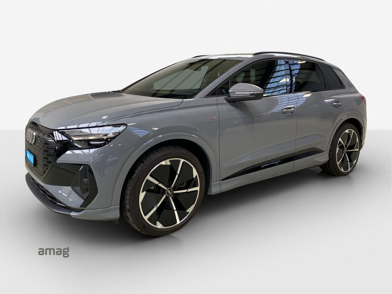 AUDI Q4 50 e-tron quattro