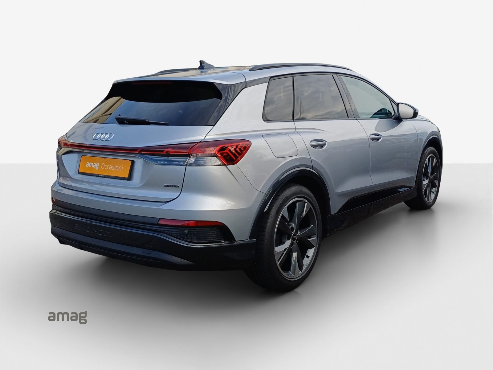 AUDI Q4 45 e-tron quattro, Elektro, Occasion / Gebraucht, Automatik - 6