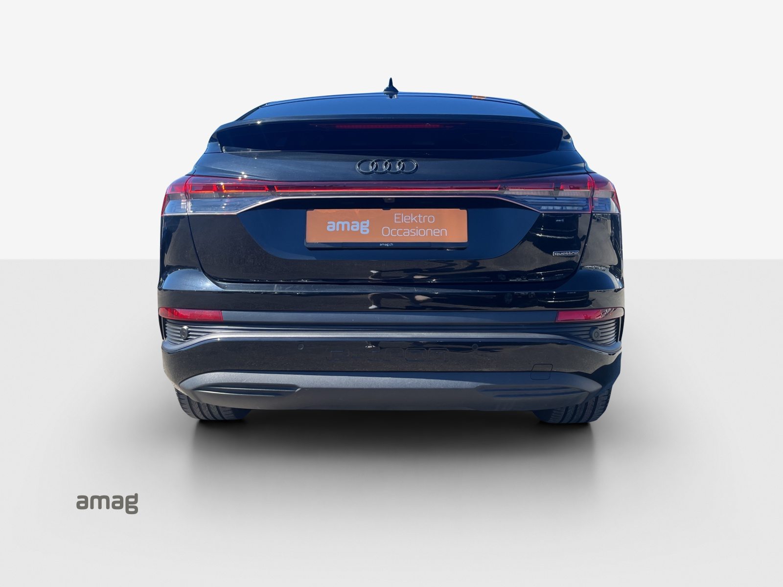 AUDI Q4 SB 50 e-tron quattro, Elektro, Occasion / Gebraucht, Automatik - 5