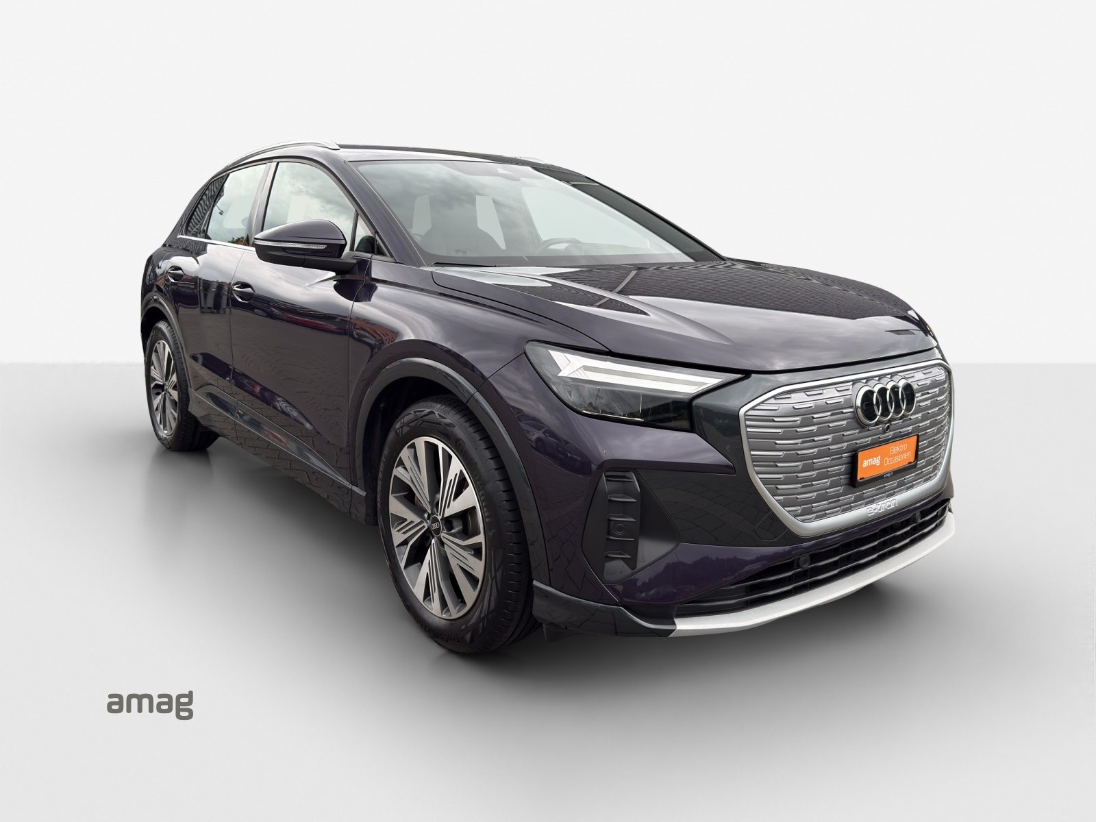 AUDI Q4 45 e-tron quattro, Elektro, Occasion / Gebraucht, Automatik - 7