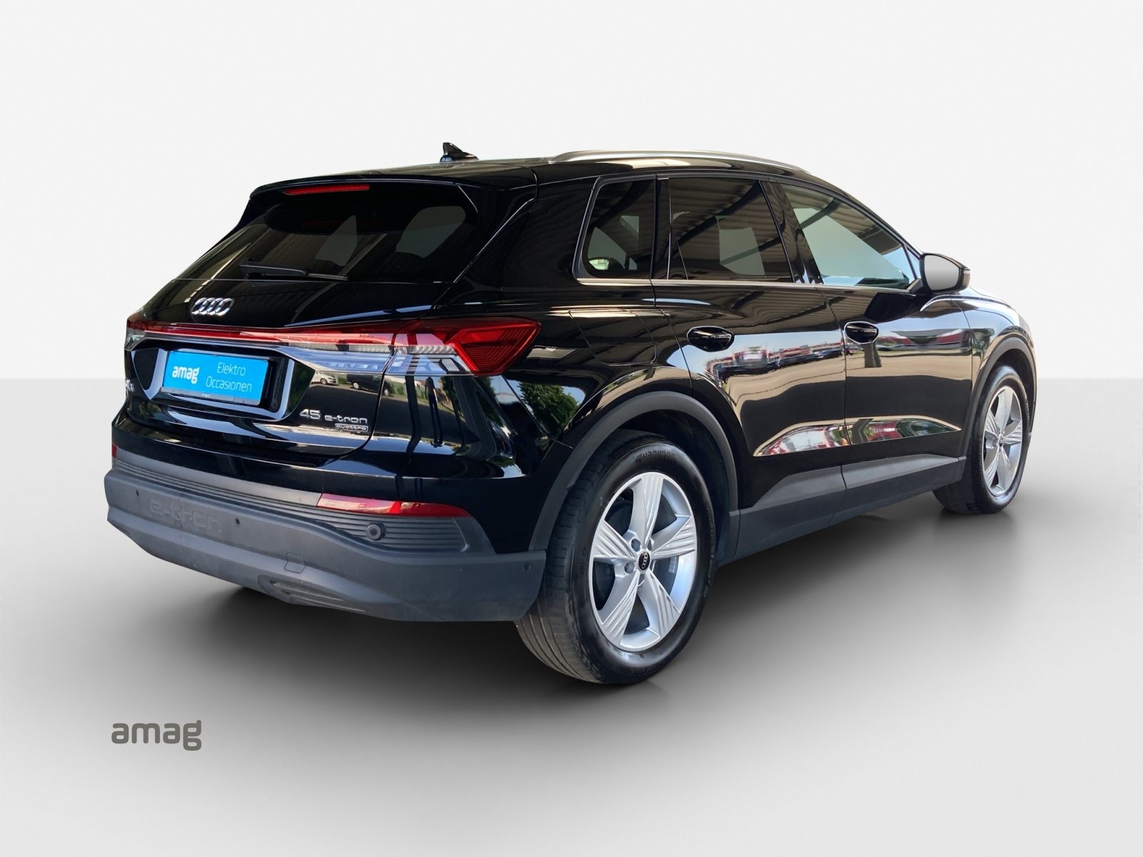 AUDI Q4 45 e-tron quattro, Électrique, Occasion / Utilisé, Automatique - 6