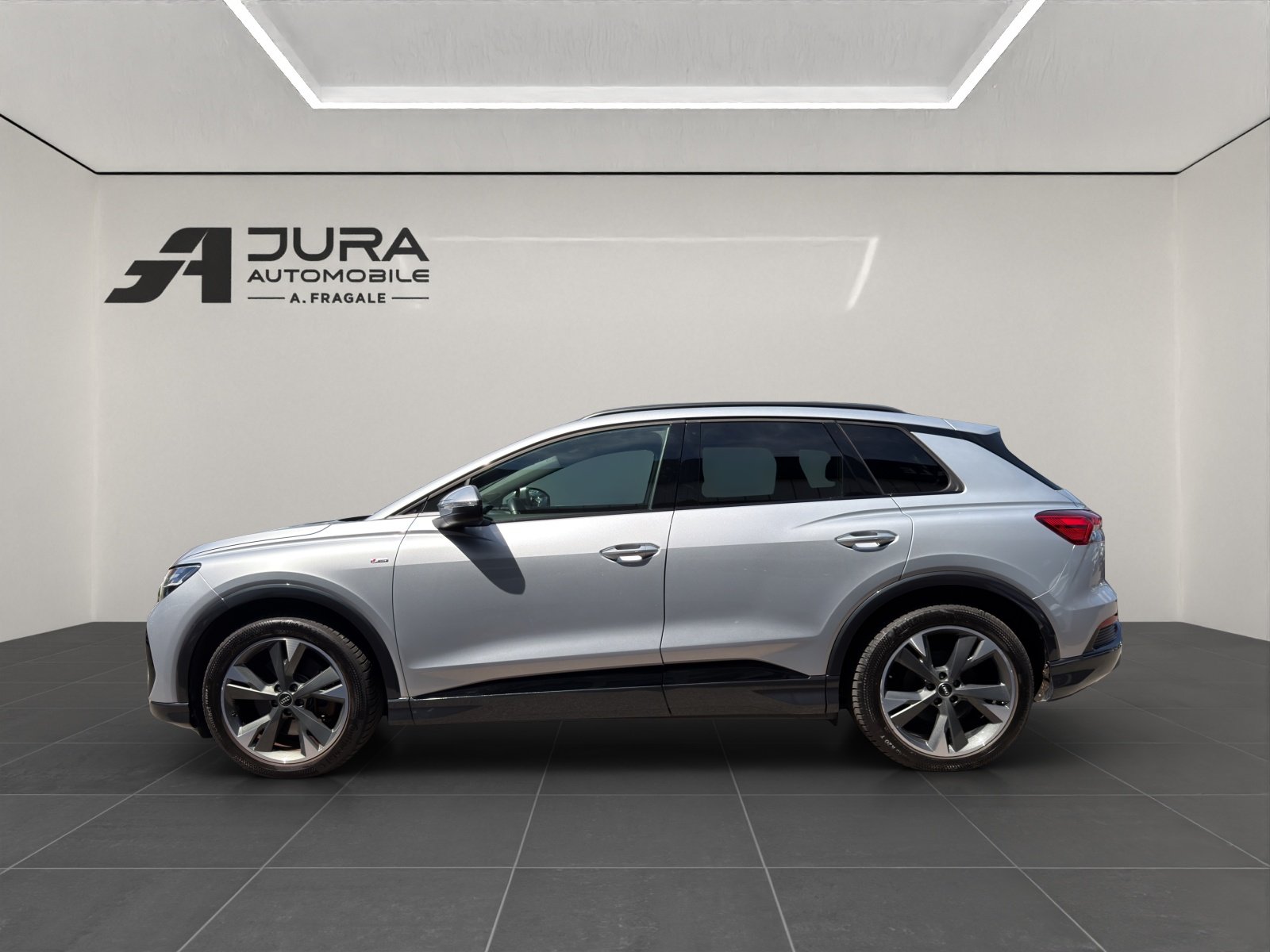 AUDI Q4 e-tron 50 quattro, Elektro, Occasion / Gebraucht, Automatik - 4