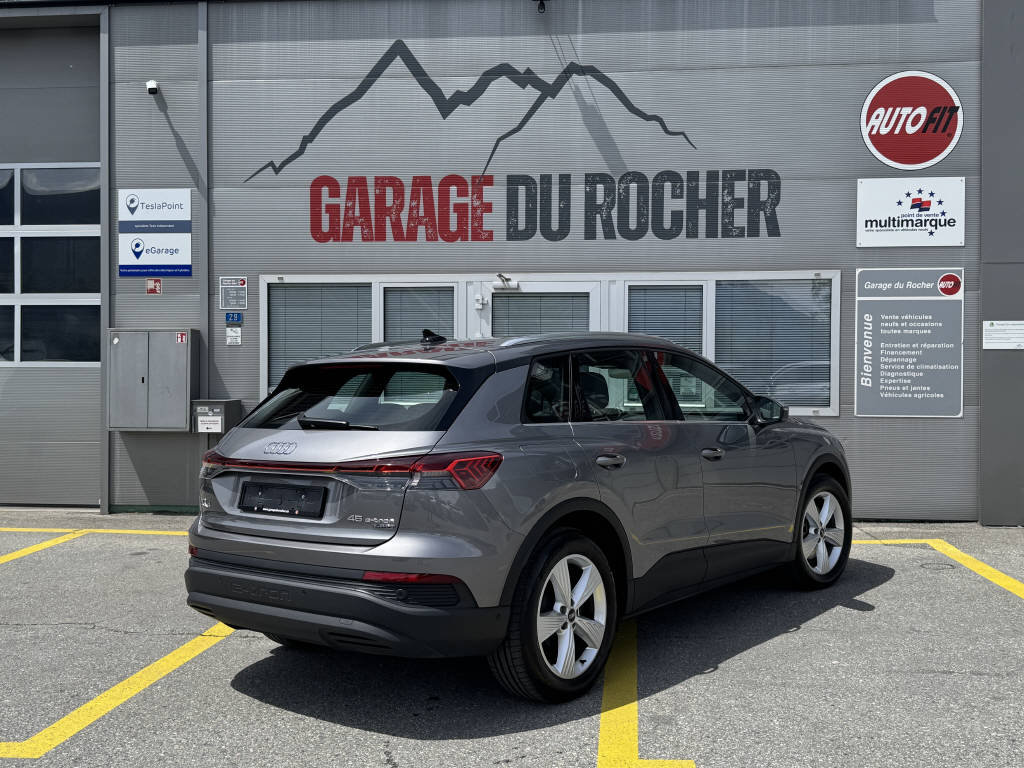 AUDI Q4 e-tron 45 quattro, Elektro, Occasion / Gebraucht, Automatik - 4