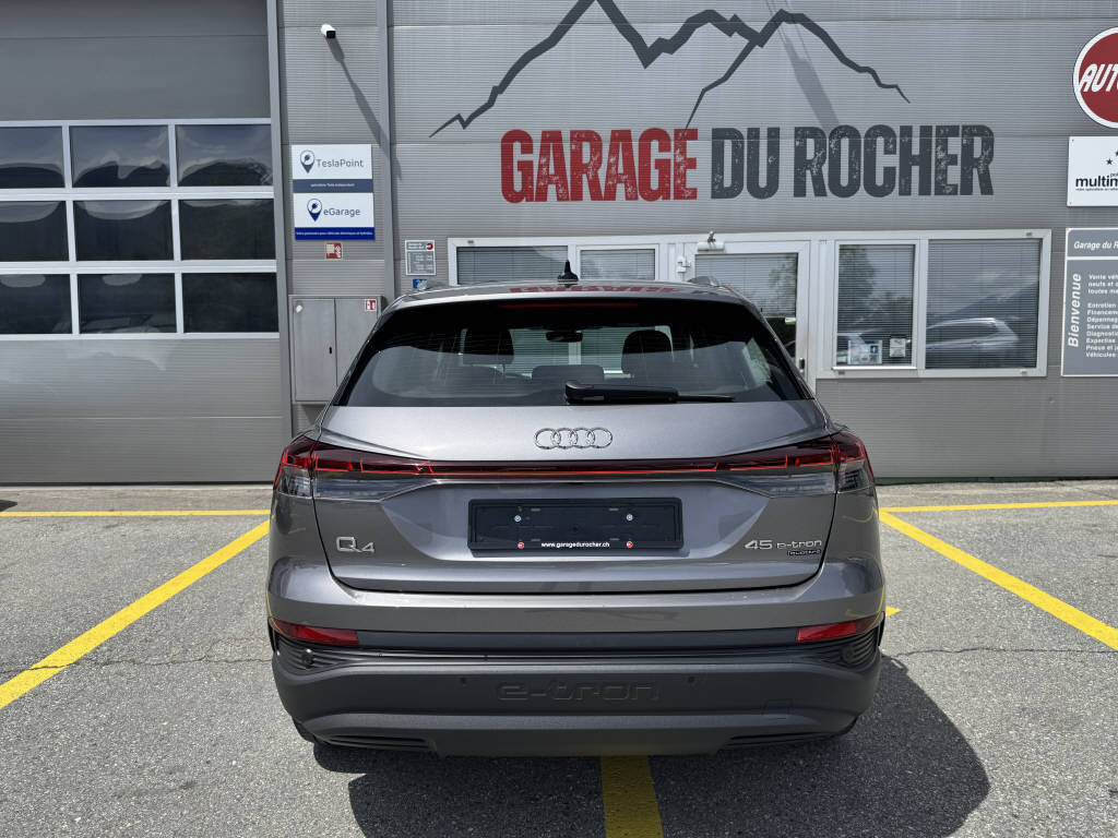 AUDI Q4 e-tron 45 quattro, Elektro, Occasion / Gebraucht, Automatik - 5