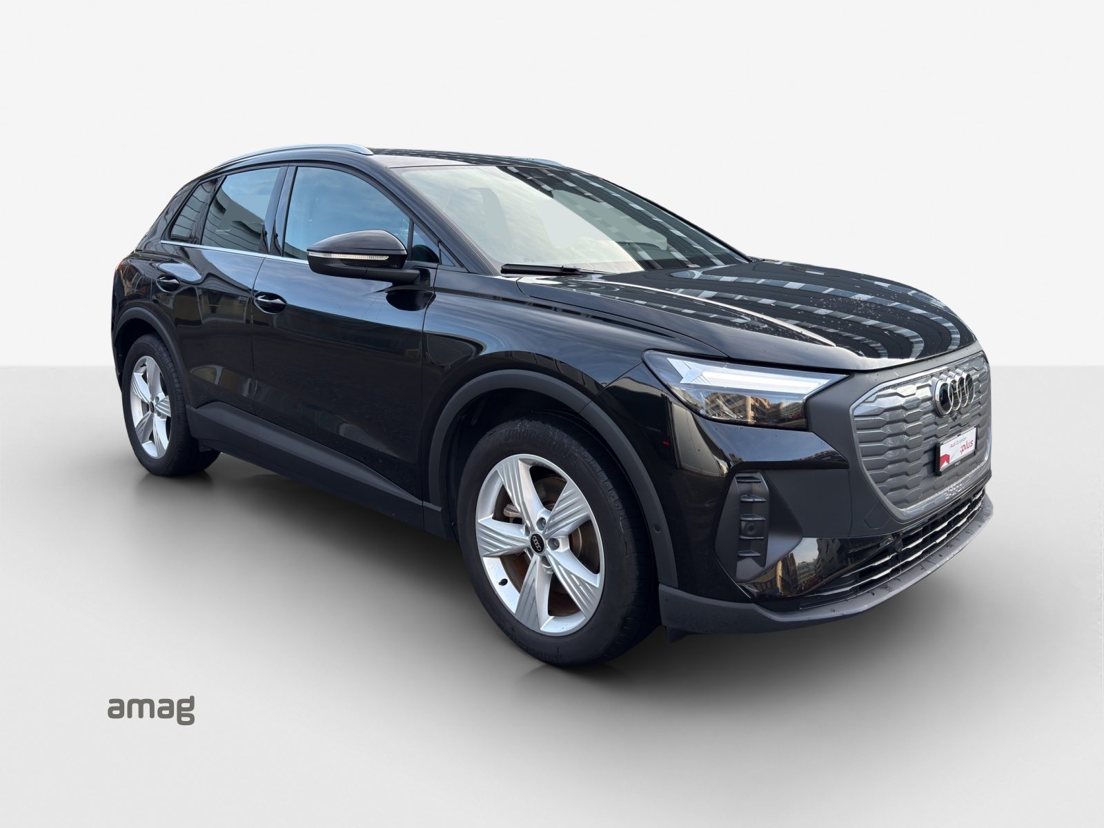 AUDI Q4 35 e-tron, Elektro, Occasion / Gebraucht, Automatik - 7