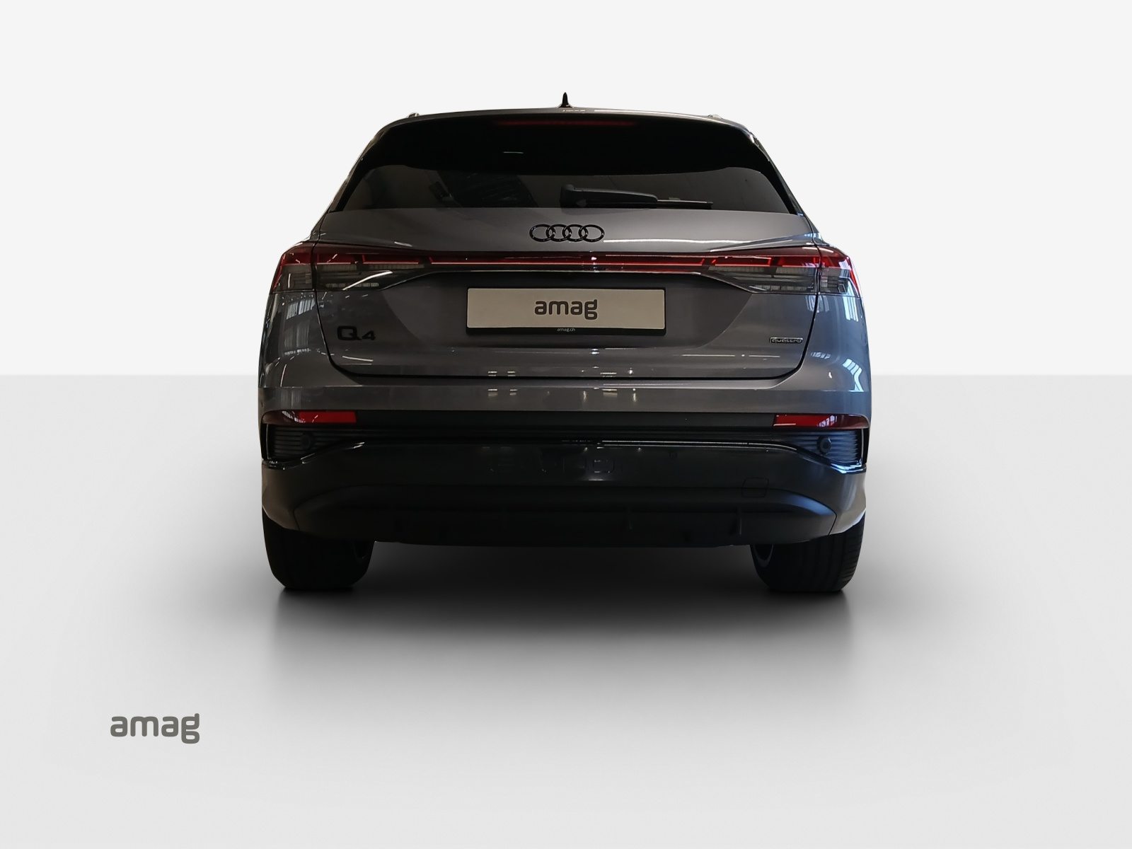 AUDI Q4 45 e-tron quattro Attraction, Électrique, Occasion / Utilisé, Automatique - 4