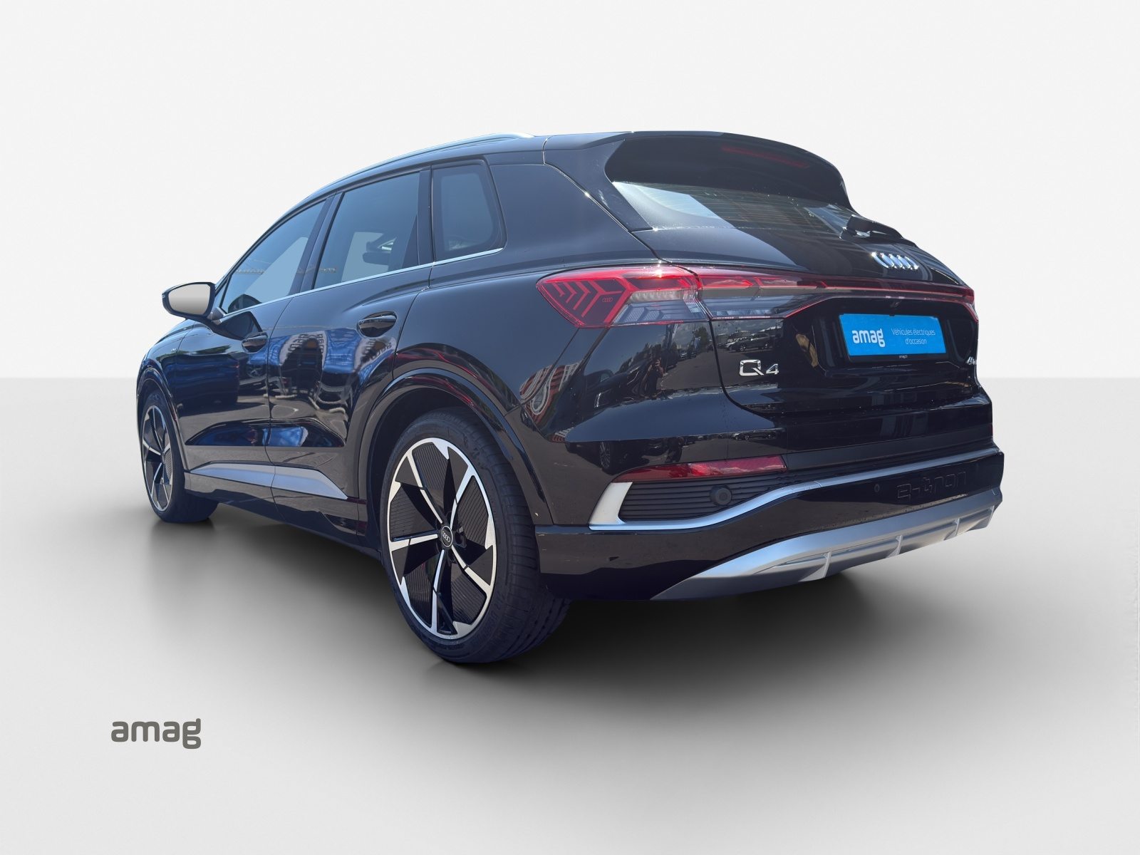 AUDI Q4 40 e-tron, Elektro, Occasion / Gebraucht, Automatik - 3