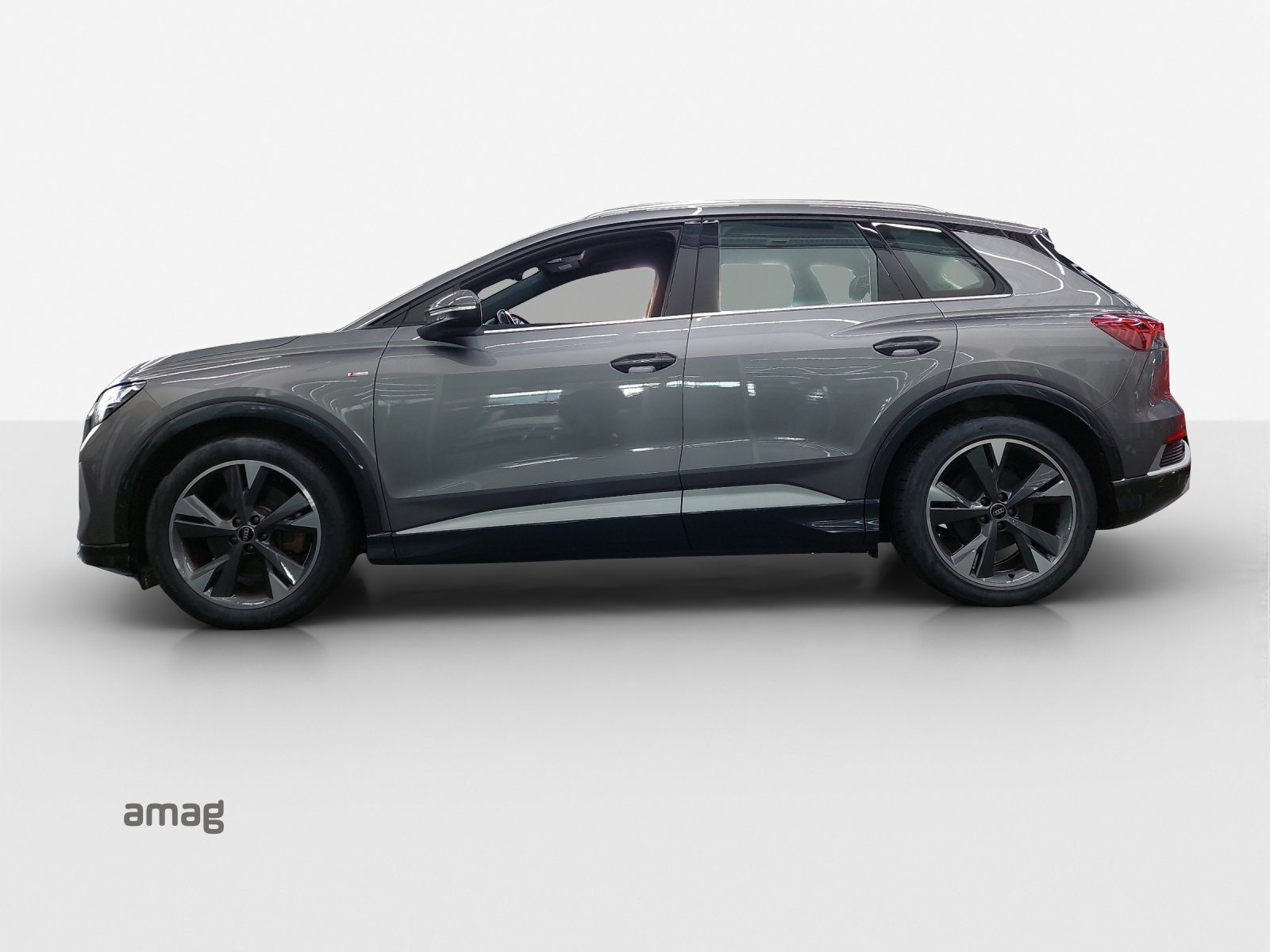 AUDI Q4 50 e-tron quattro, Électrique, Occasion / Utilisé, Automatique - 2
