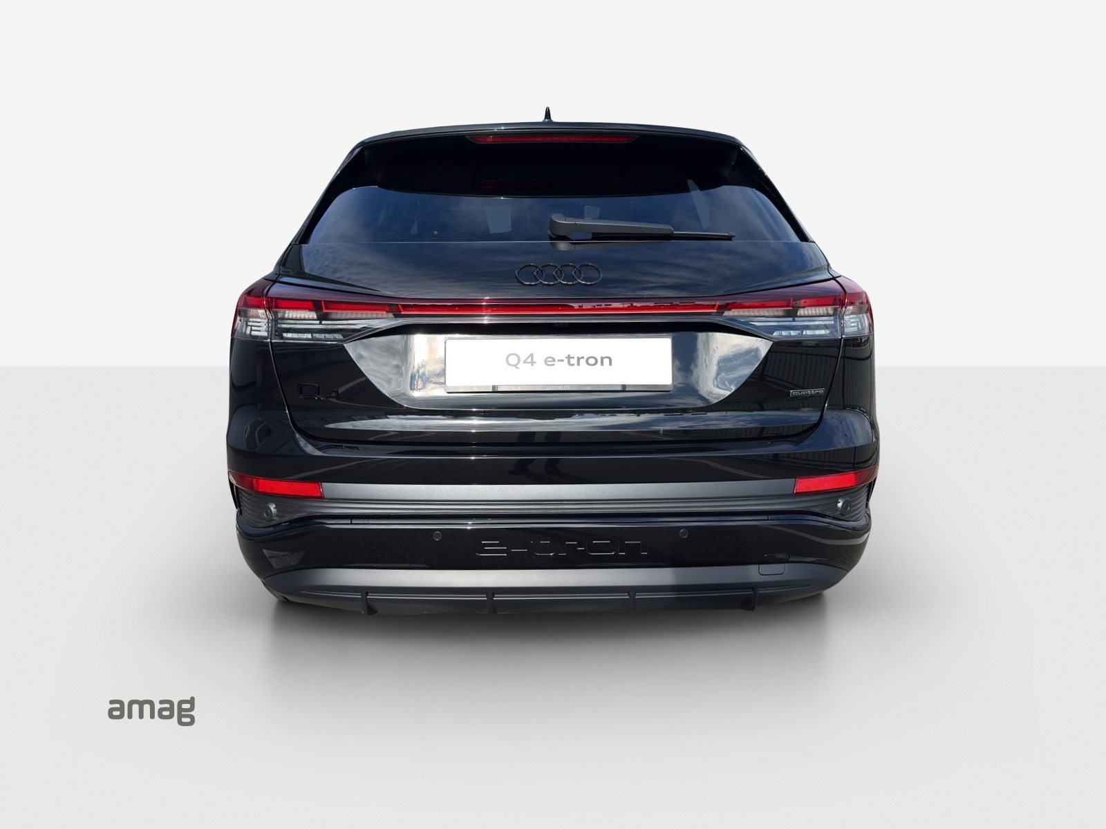 AUDI Q4 45 e-tron quattro Attraction, Elettrica, Occasioni / Usate, Automatico - 4