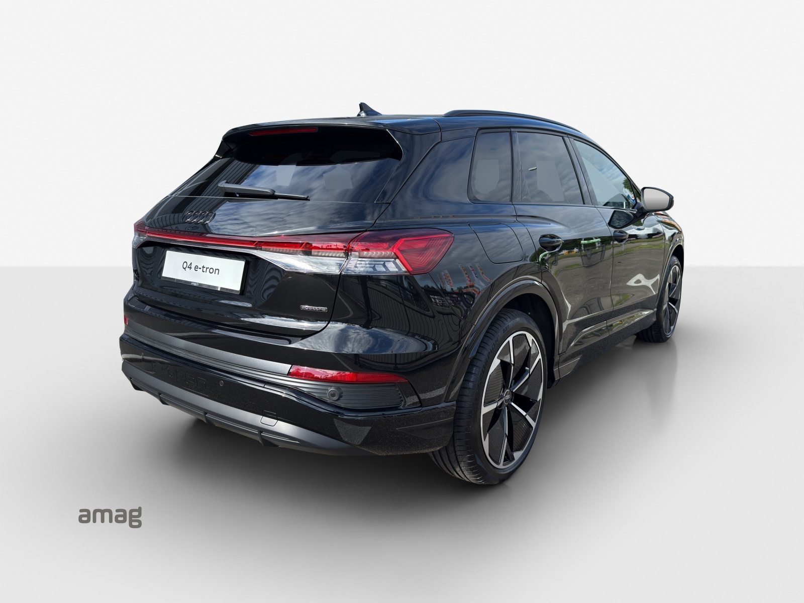 AUDI Q4 45 e-tron quattro Attraction, Elettrica, Occasioni / Usate, Automatico - 5