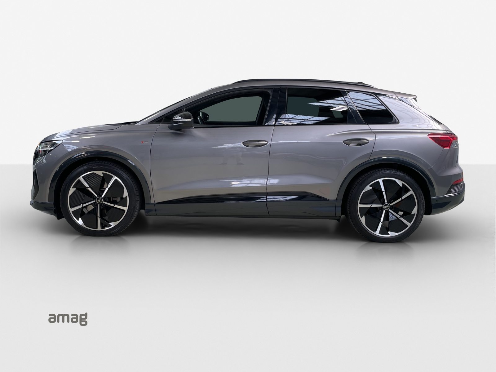 AUDI Q4 45 e-tron quattro, Électrique, Occasion / Utilisé, Automatique - 3