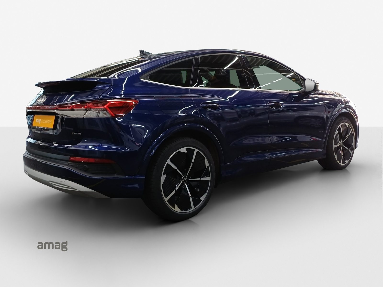 AUDI Q4 SB 55 e-tron quattro, Électrique, Occasion / Utilisé, Automatique - 5