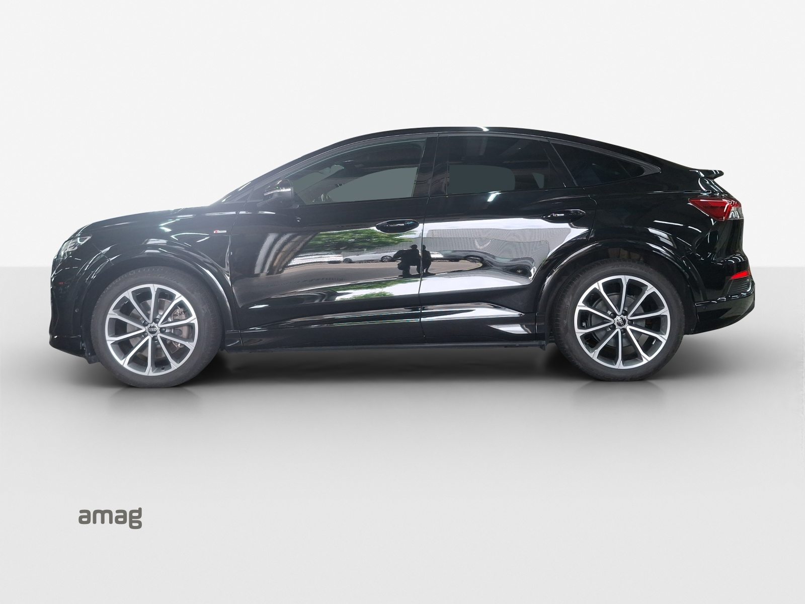 AUDI Q4 SB 50 e-tron quattro, Électrique, Occasion / Utilisé, Automatique - 2
