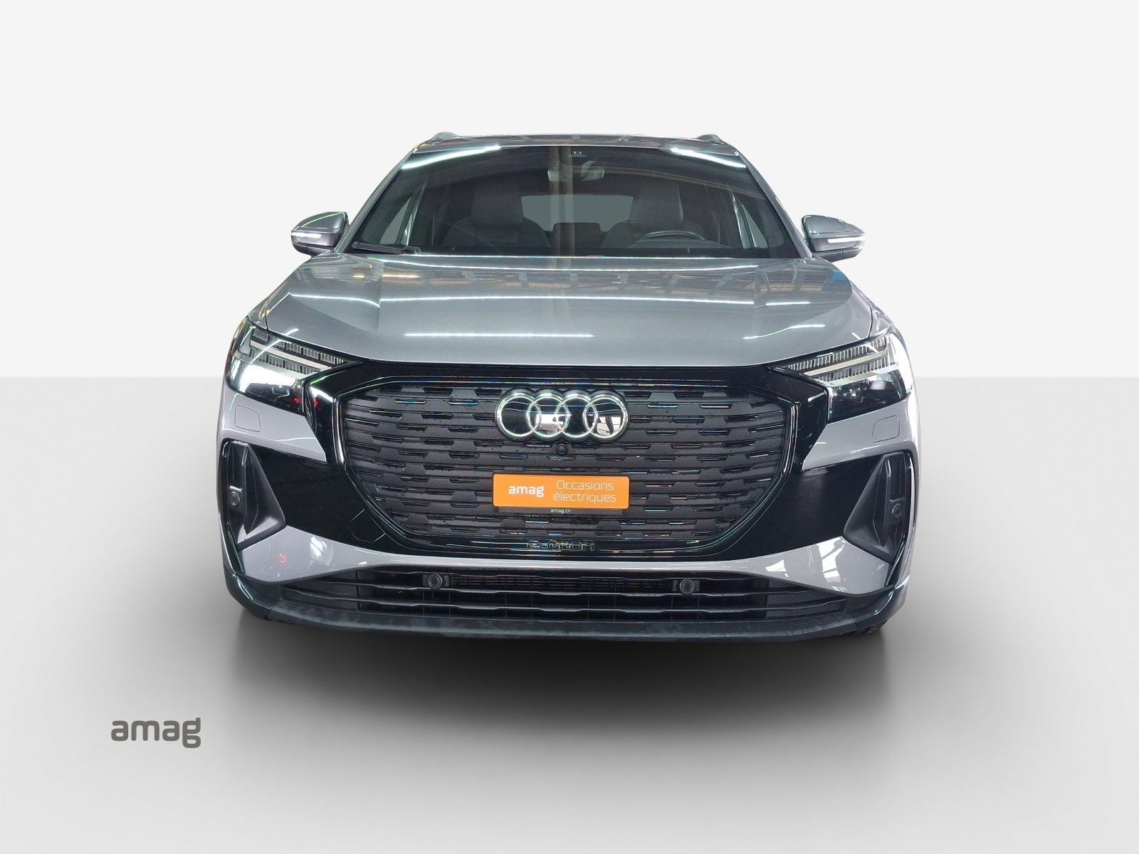 AUDI Q4 45 e-tron quattro, Elektro, Occasion / Gebraucht, Automatik - 6