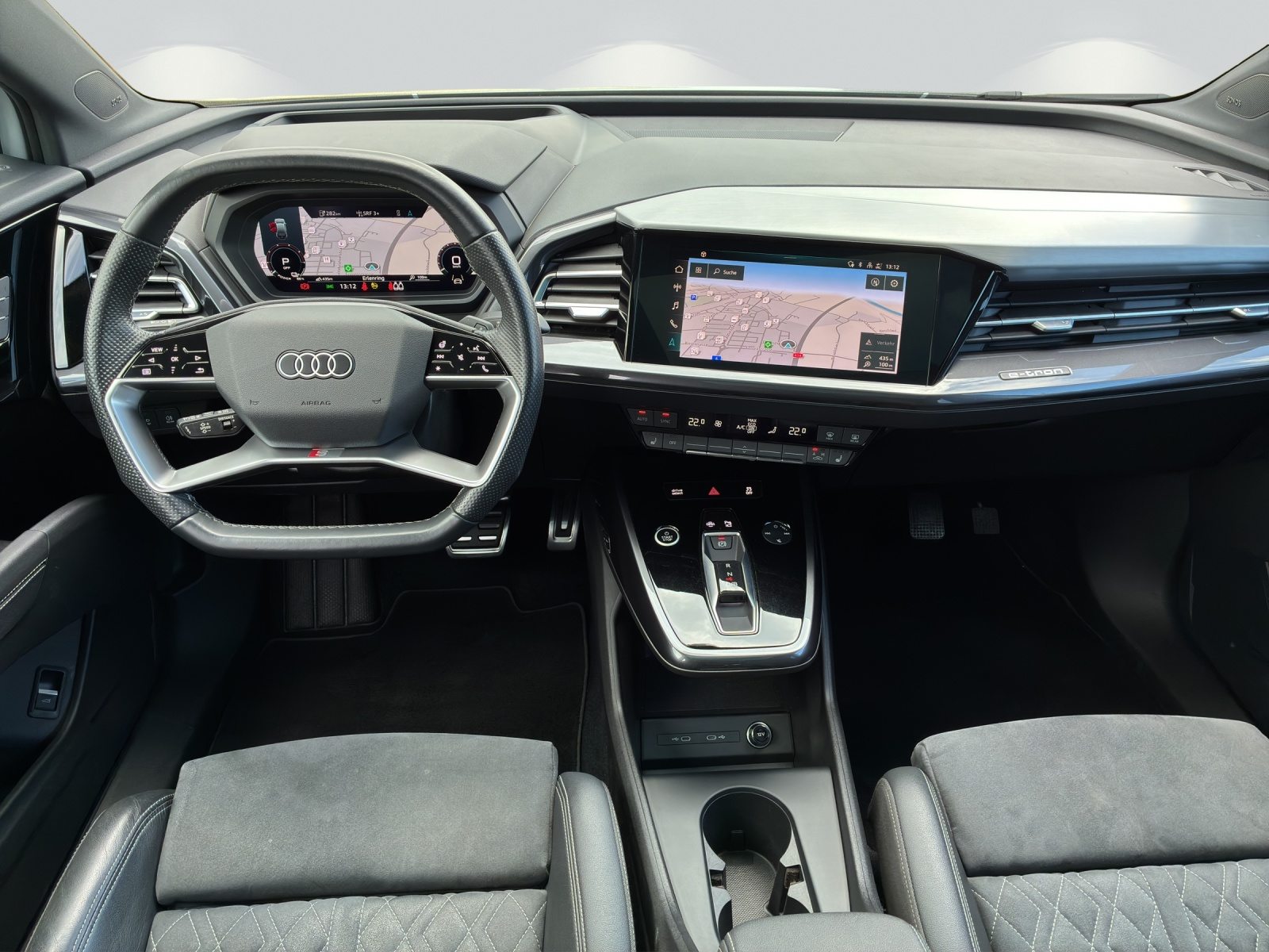 AUDI Q4 50 e-tron quattro, Électrique, Occasion / Utilisé, Automatique - 7