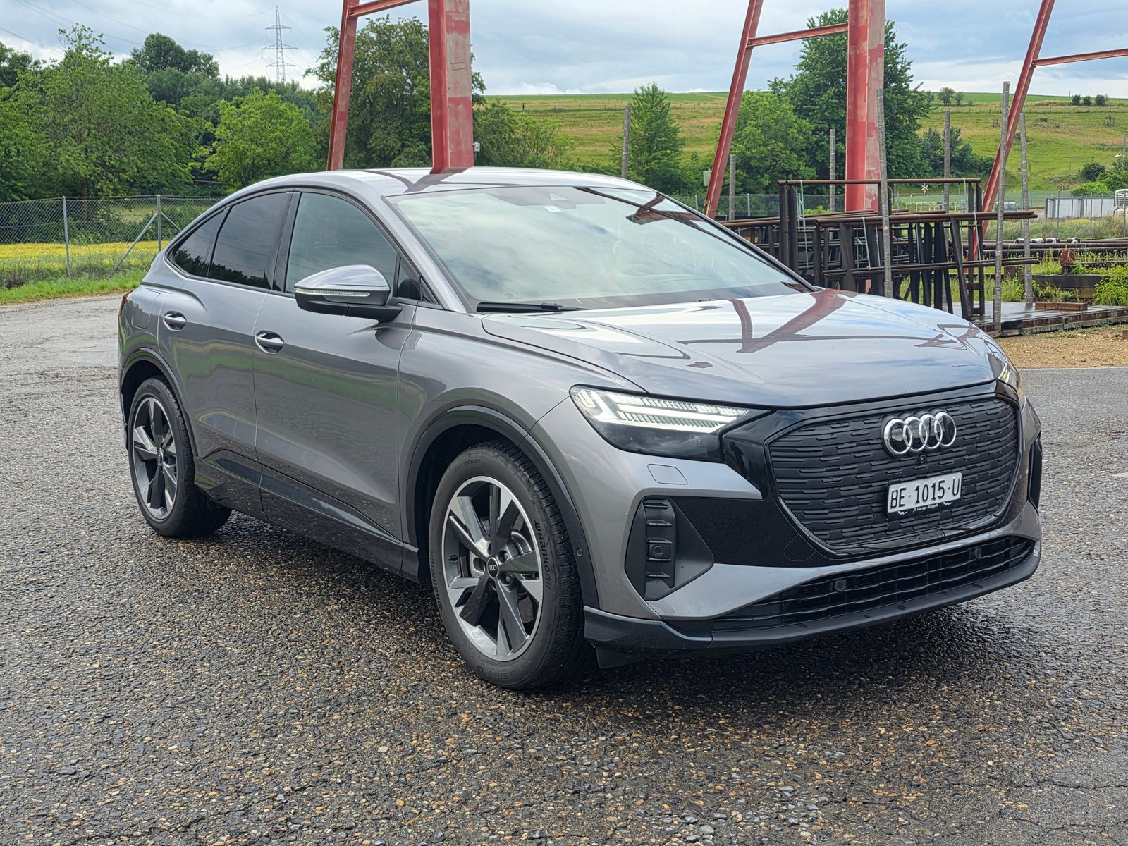 AUDI Q4 Sportback e-tron 45 Attraction quattro, Elektro, Occasion / Gebraucht, Automatik - 5