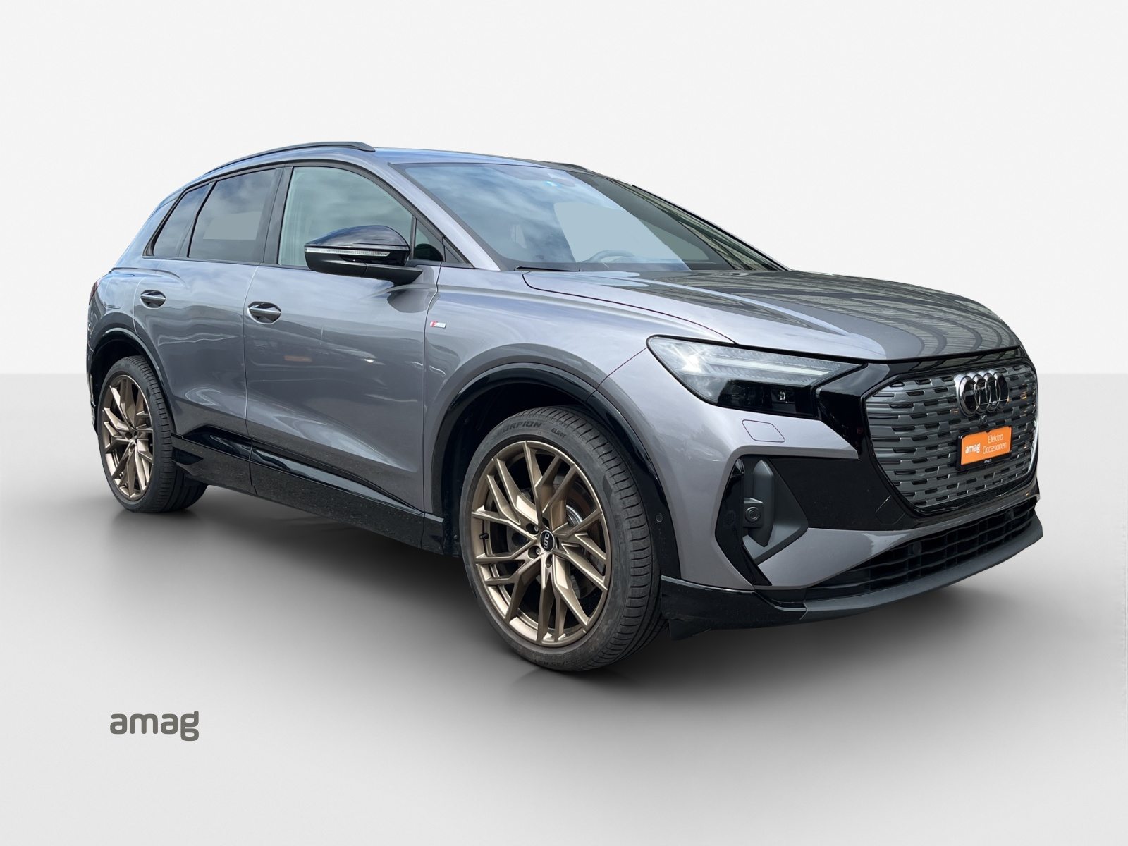 AUDI Q4 50 e-tron quattro, Elektro, Occasion / Gebraucht, Automatik - 7