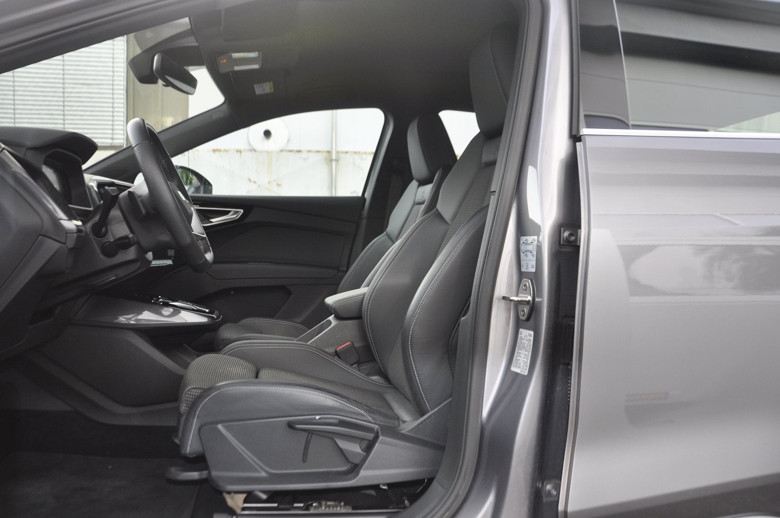 AUDI Q4 Sportback e-tron 50 quattro S line, Electric, Second hand / Used, Automatic - 5