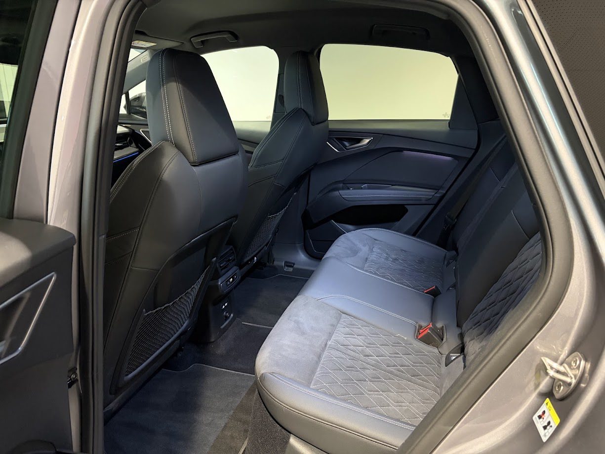 AUDI Q4 SB 50 e-tron quattro, Électrique, Occasion / Utilisé, Automatique - 5