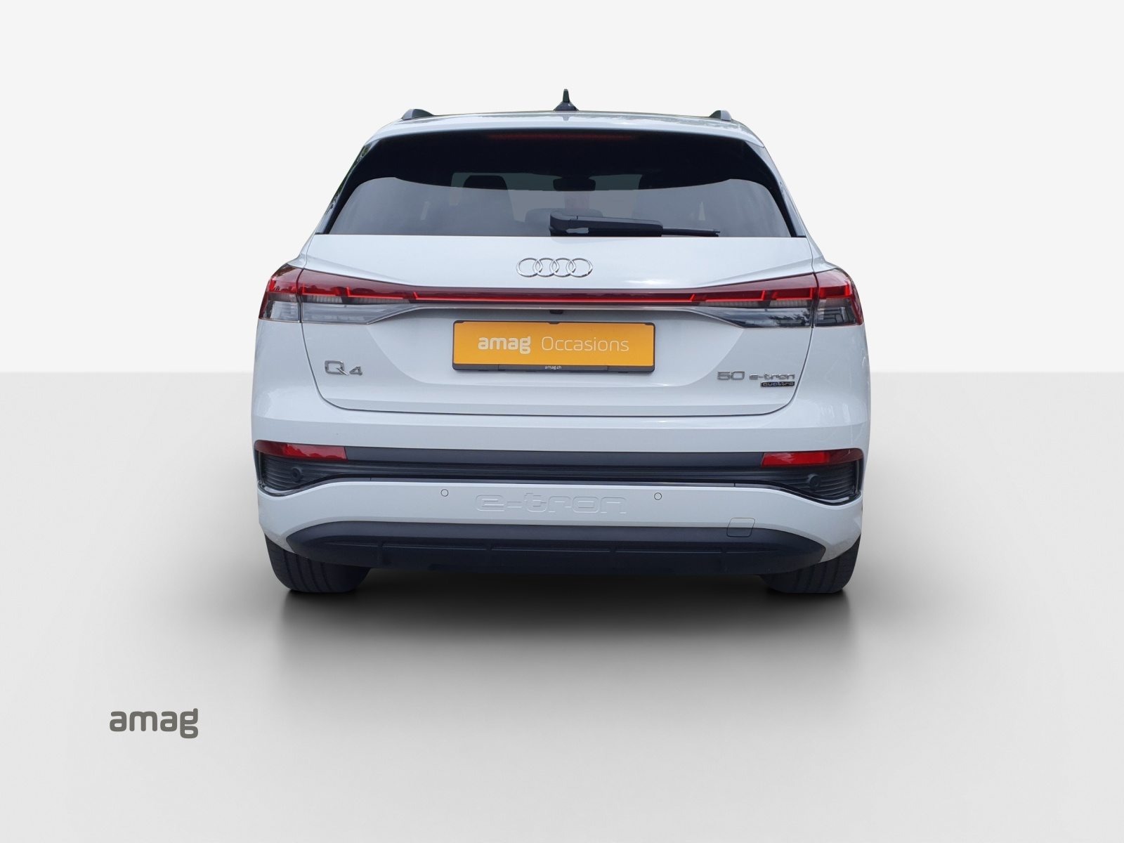 AUDI Q4 50 e-tron quattro, Elektro, Occasion / Gebraucht, Automatik - 4