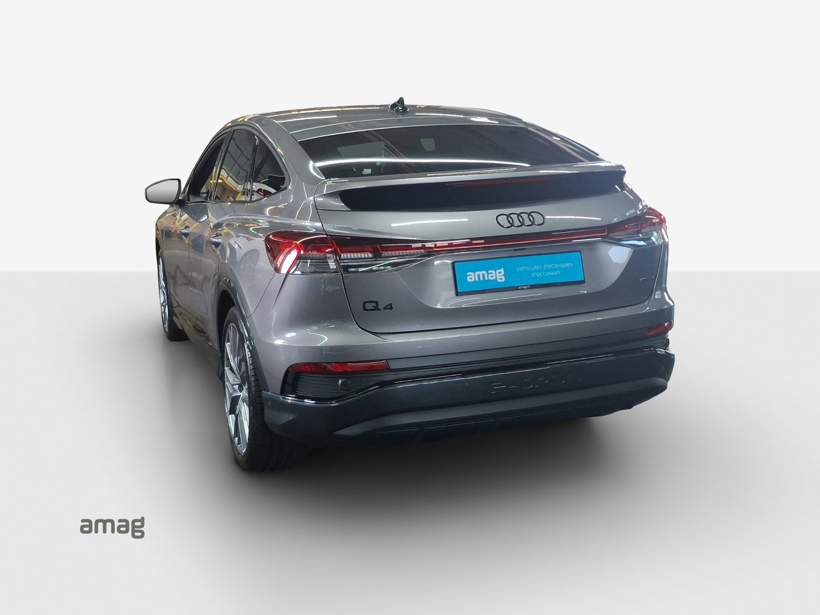 AUDI Q4 SB 50 e-tron quattro, Elektro, Occasion / Gebraucht, Automatik - 4