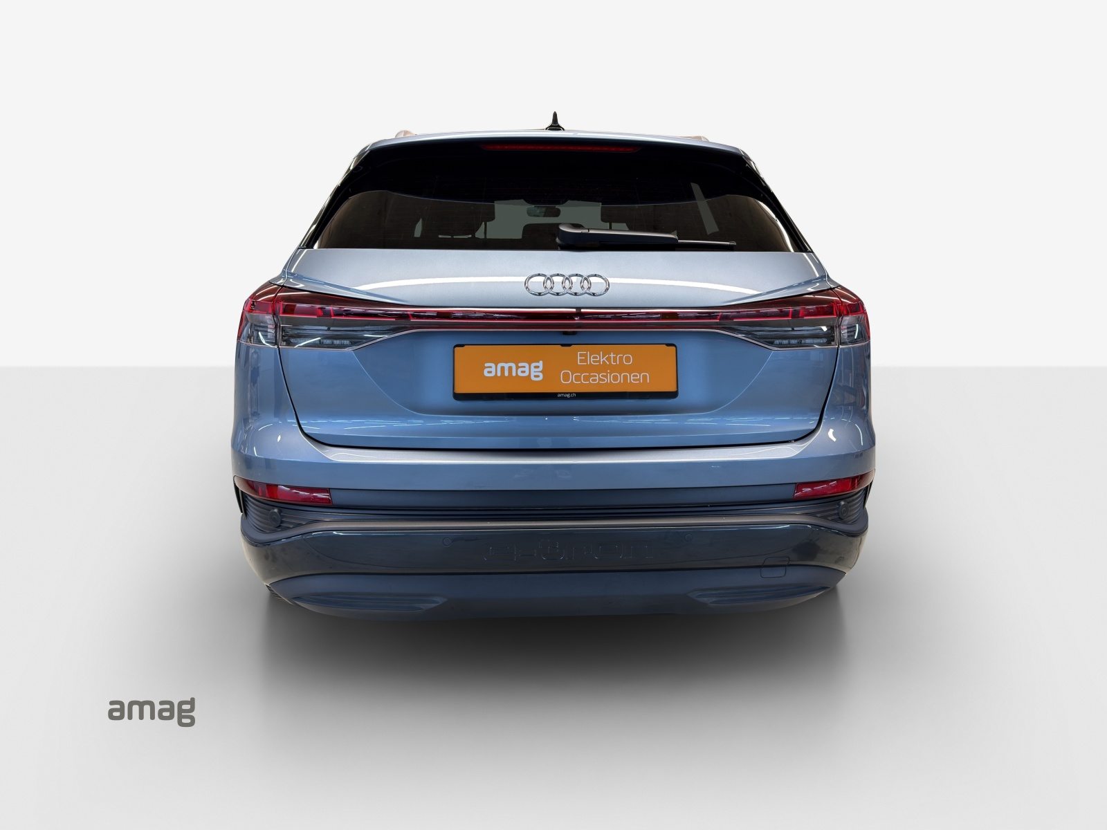 AUDI Q4 50 e-tron quattro, Elektro, Occasion / Gebraucht, Automatik - 4
