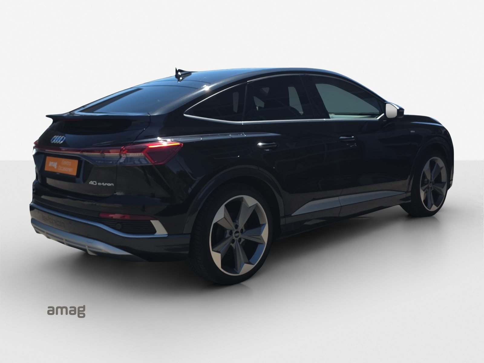 AUDI Q4 SB 40 e-tron, Elektro, Occasion / Gebraucht, Automatik - 5