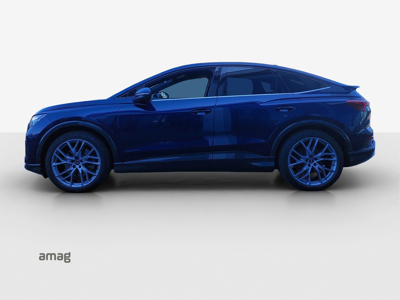 AUDI Q4 SB 50 e-tron quattro, Elektro, Occasion / Gebraucht, Automatik - 2