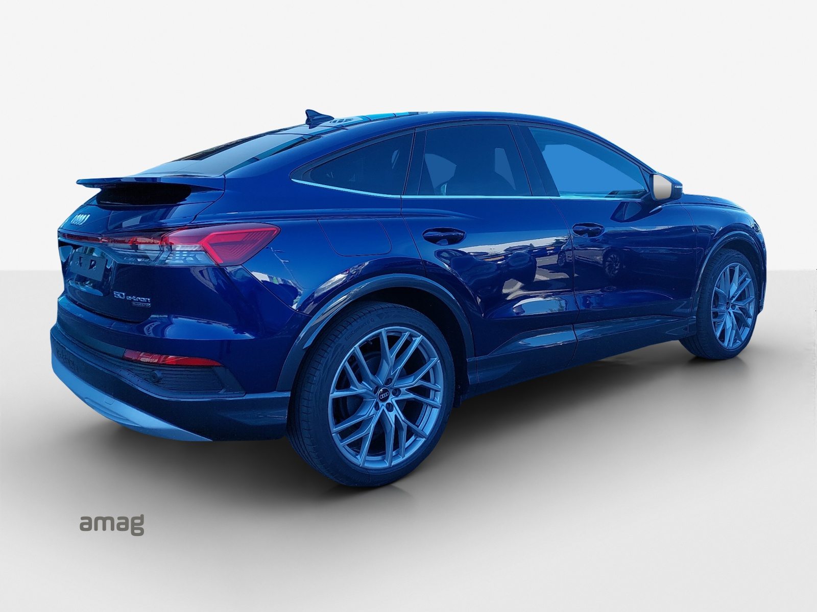 AUDI Q4 SB 50 e-tron quattro, Elektro, Occasion / Gebraucht, Automatik - 5