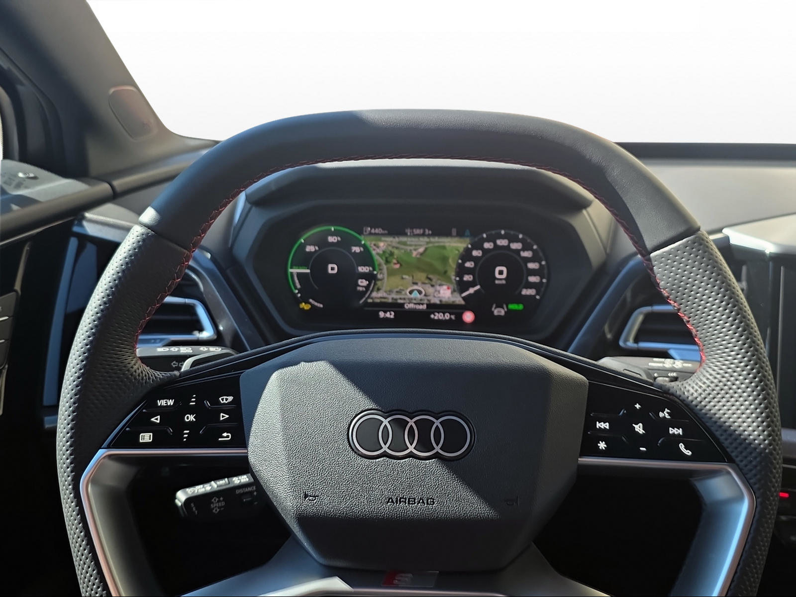 AUDI Q4 45 e-tron quattro Edition Swiss-Ski, Elektro, Occasion / Gebraucht, Automatik - 5