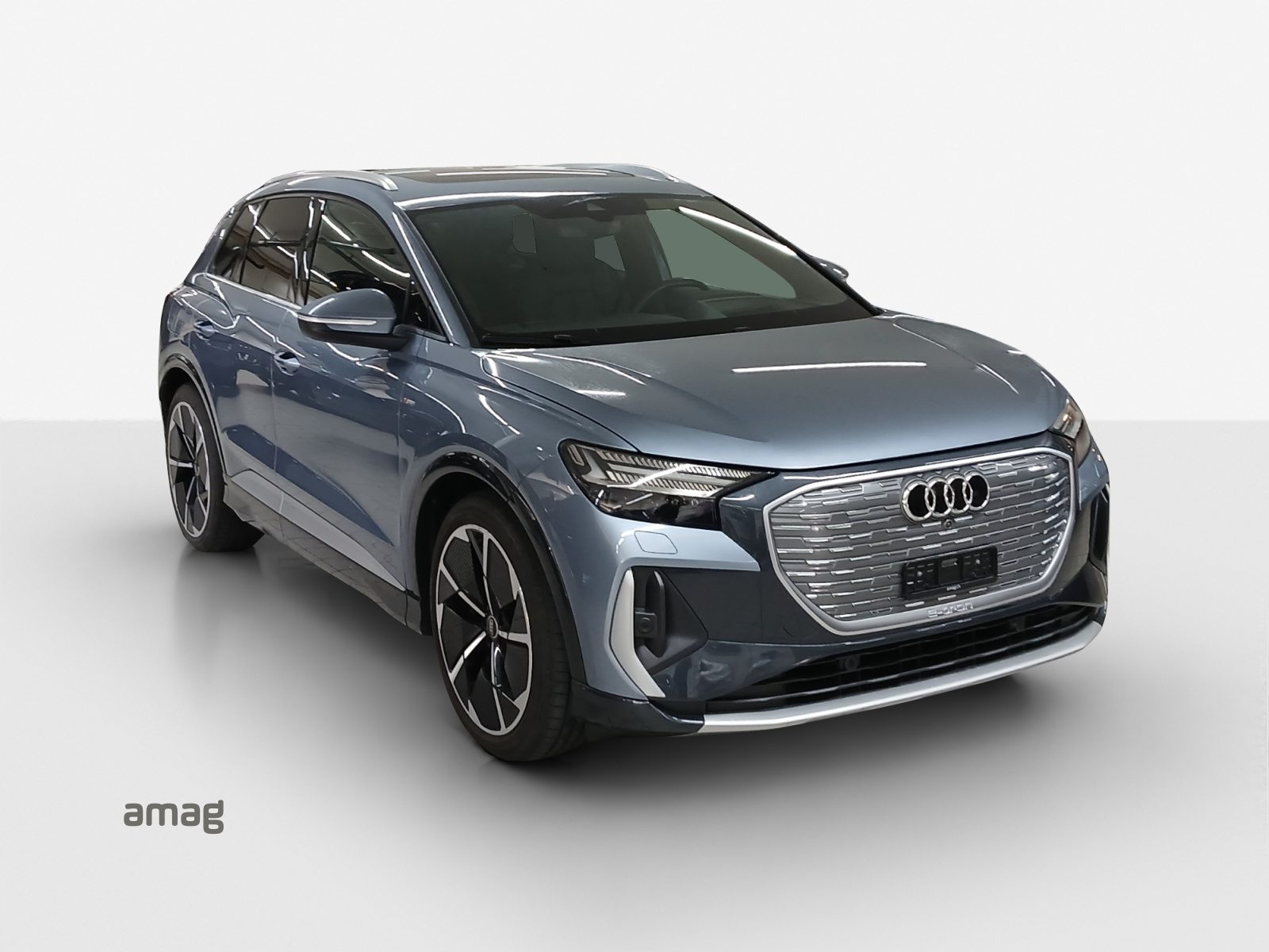 AUDI Q4 50 e-tron quattro, Elektro, Occasion / Gebraucht, Automatik - 7