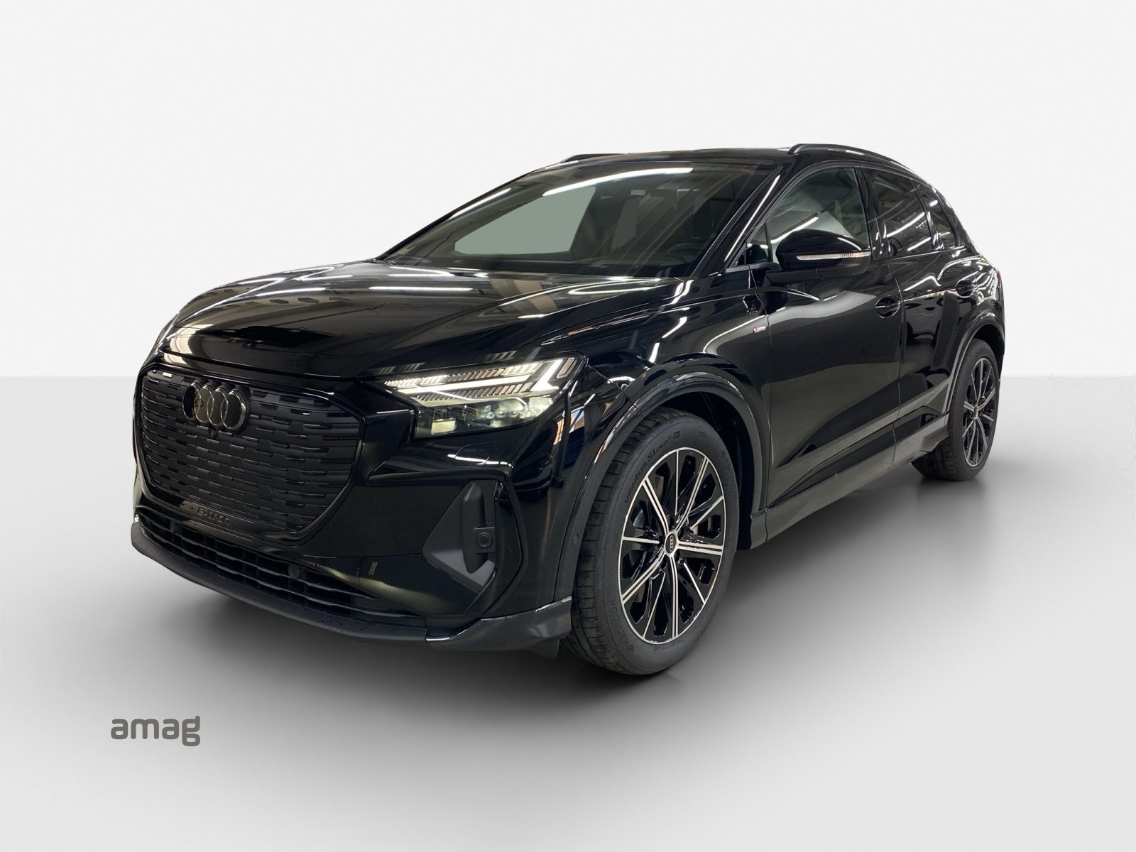 AUDI Q4 45 e-tron quattro Attraction