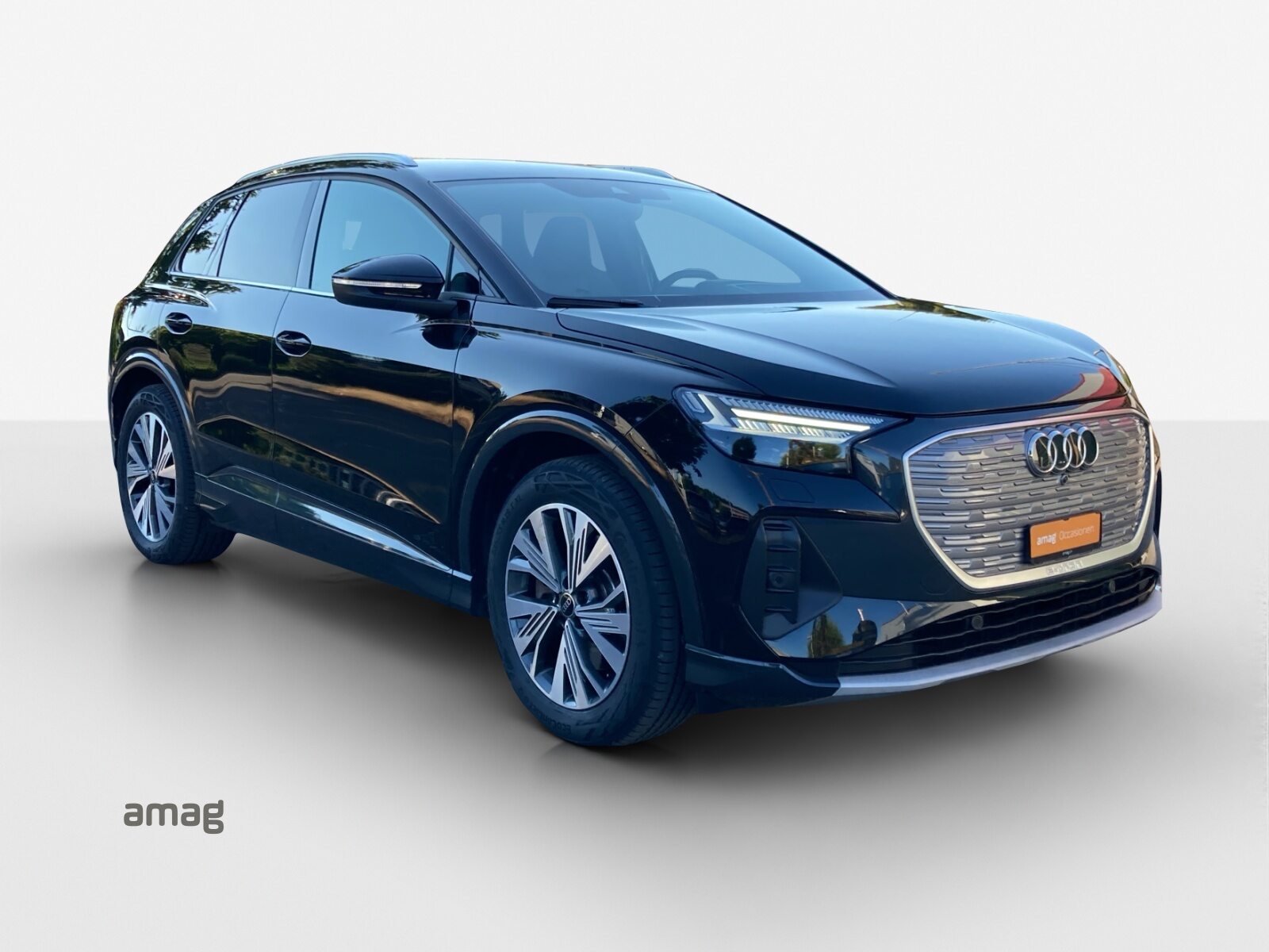 AUDI Q4 50 e-tron quattro, Elektro, Occasion / Gebraucht, Automatik - 7