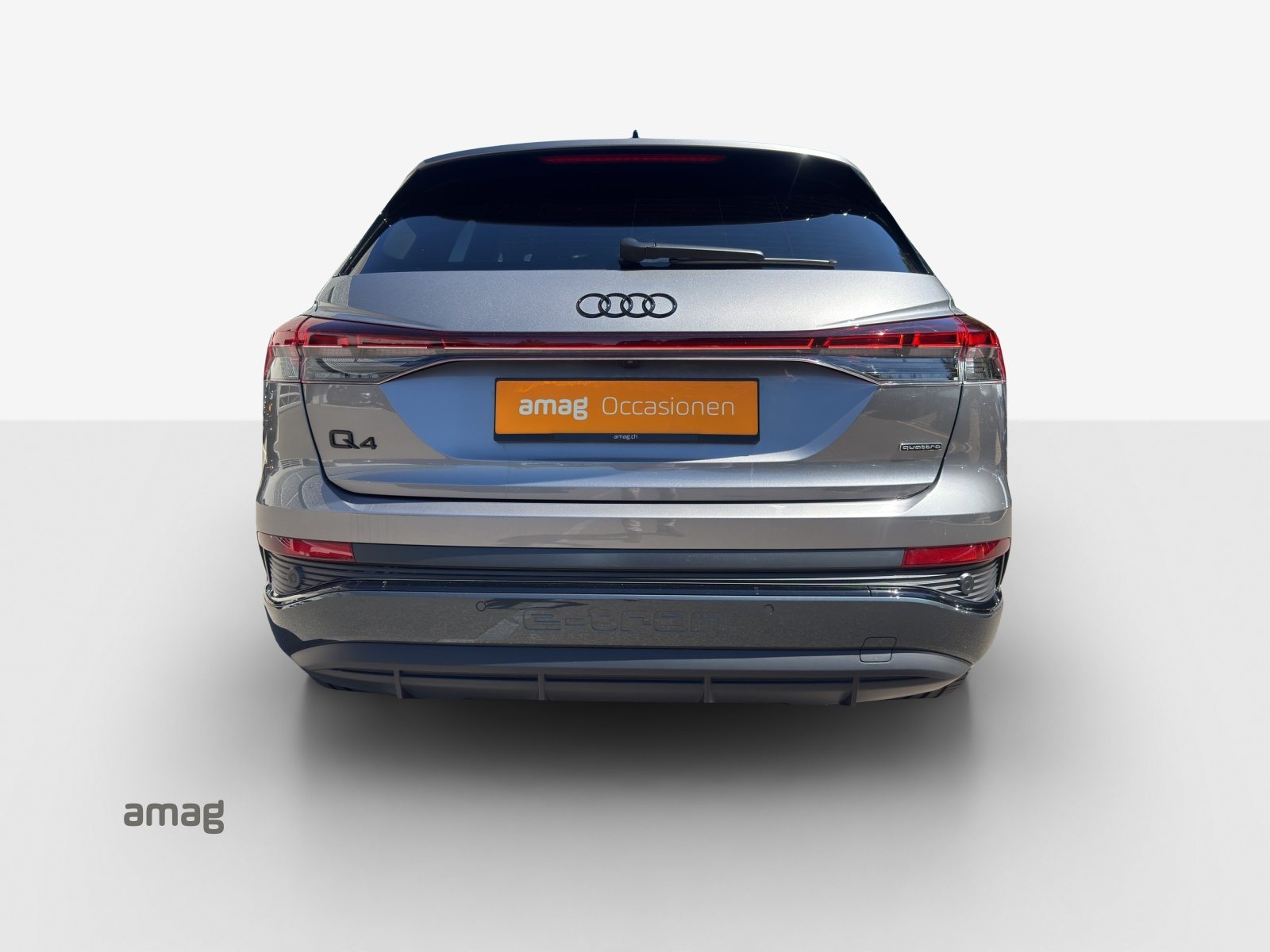 AUDI Q4 45 e-tron quattro Attraction, Electric, Second hand / Used, Automatic - 4