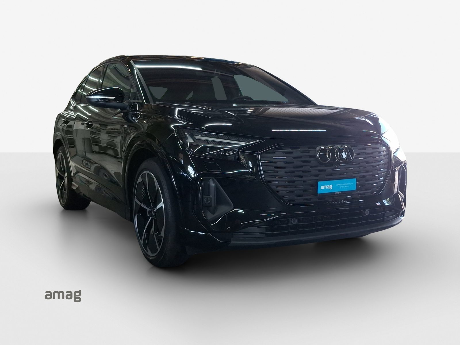 AUDI Q4 SB 45 e-tron quattro Attraction, Elektro, Occasion / Gebraucht, Automatik - 6