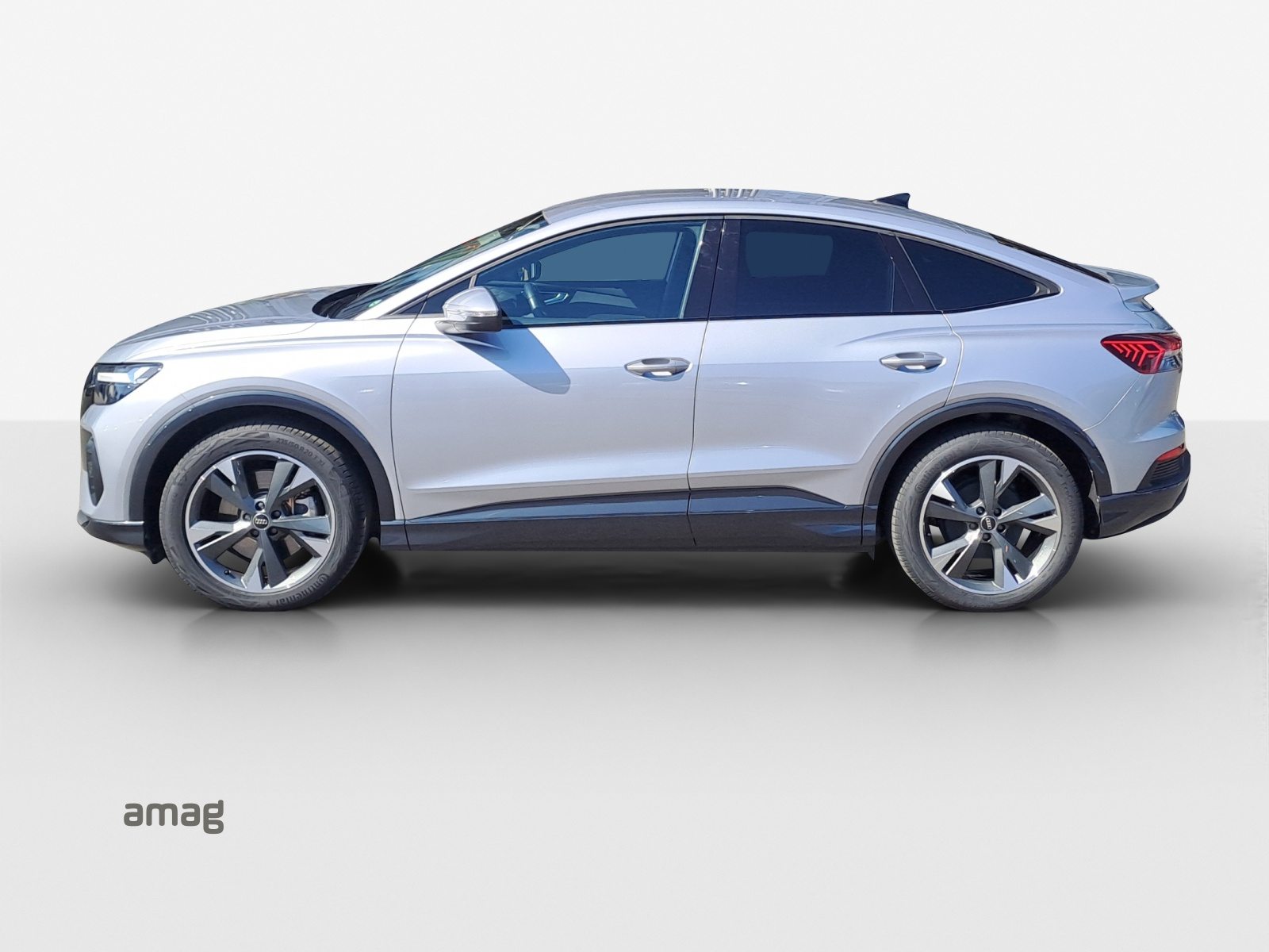 AUDI Q4 SB 50 e-tron quattro, Elektro, Occasion / Gebraucht, Automatik - 2