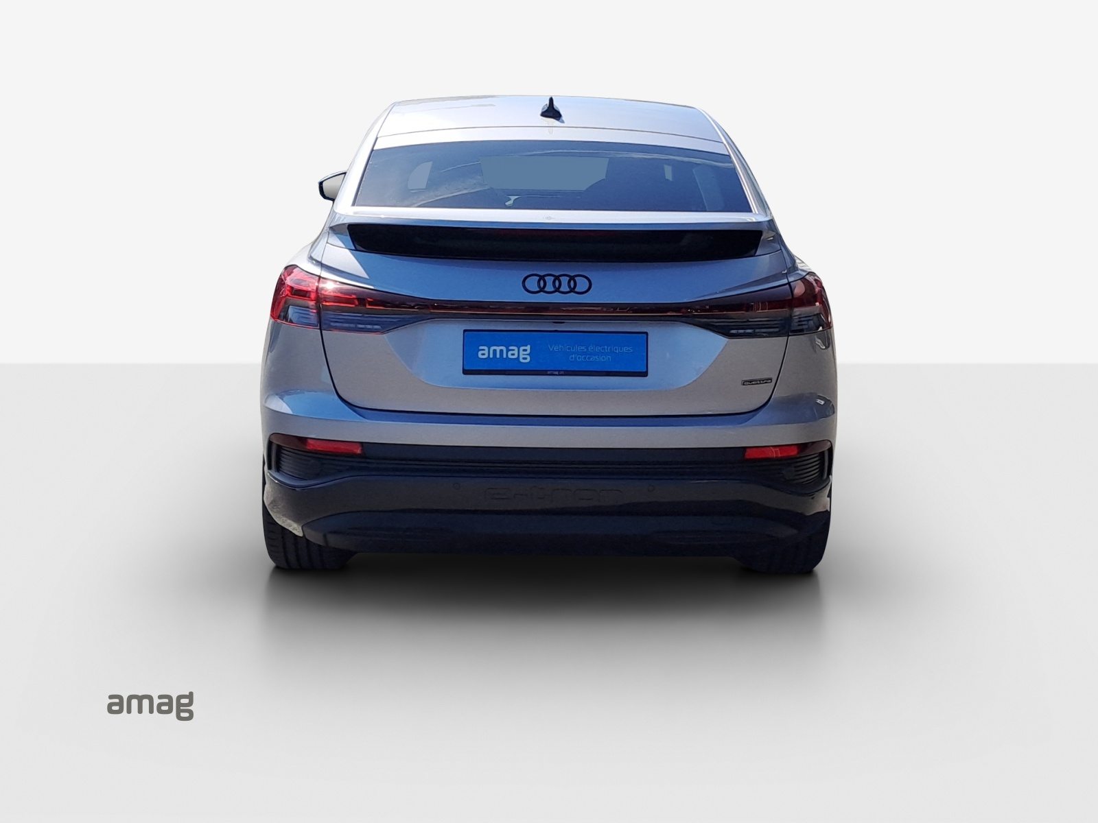 AUDI Q4 SB 50 e-tron quattro, Elektro, Occasion / Gebraucht, Automatik - 5