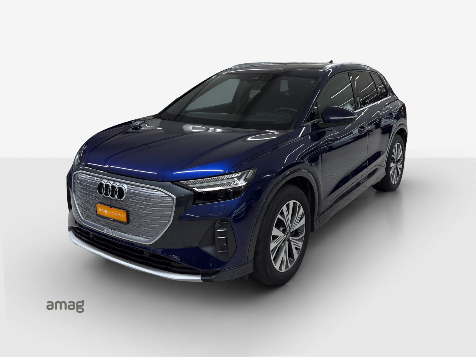 AUDI Q4 45 e-tron quattro, Elektro, Occasion / Gebraucht, Automatik