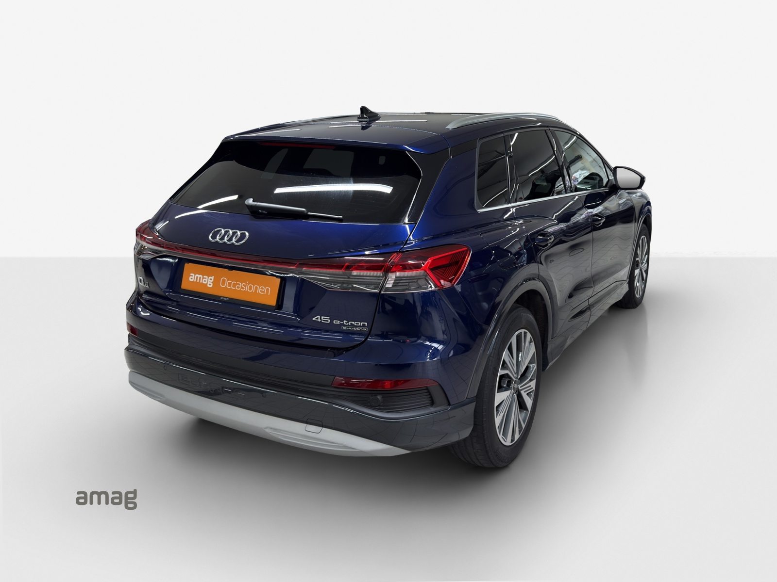 AUDI Q4 45 e-tron quattro, Elektro, Occasion / Gebraucht, Automatik - 5