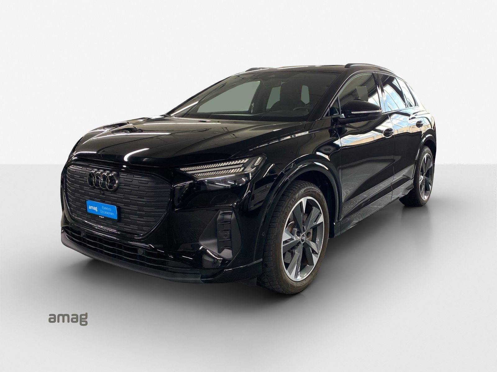 AUDI Q4 50 e-tron quattro