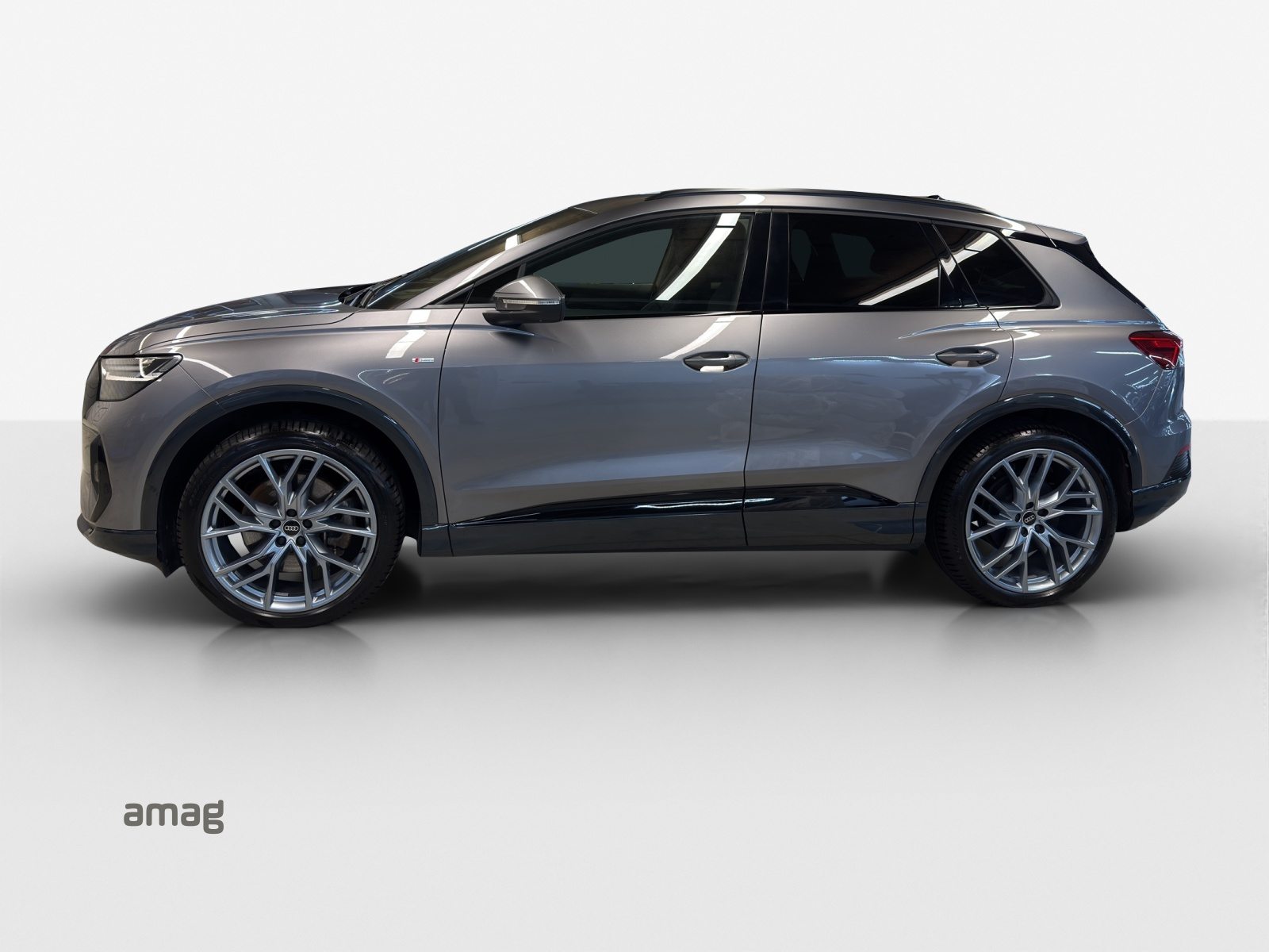 AUDI Q4 45 e-tron quattro Attraction, Elettrica, Occasioni / Usate, Automatico - 2