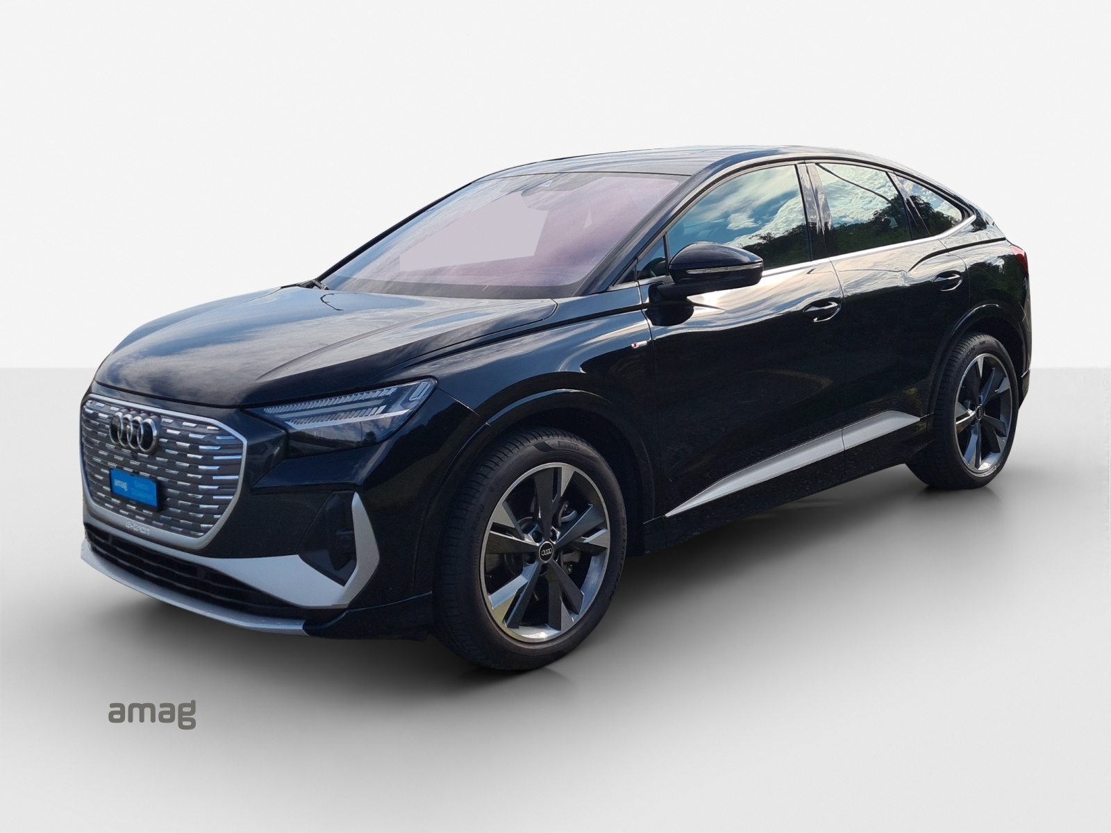 AUDI Q4 SB 50 e-tron quattro