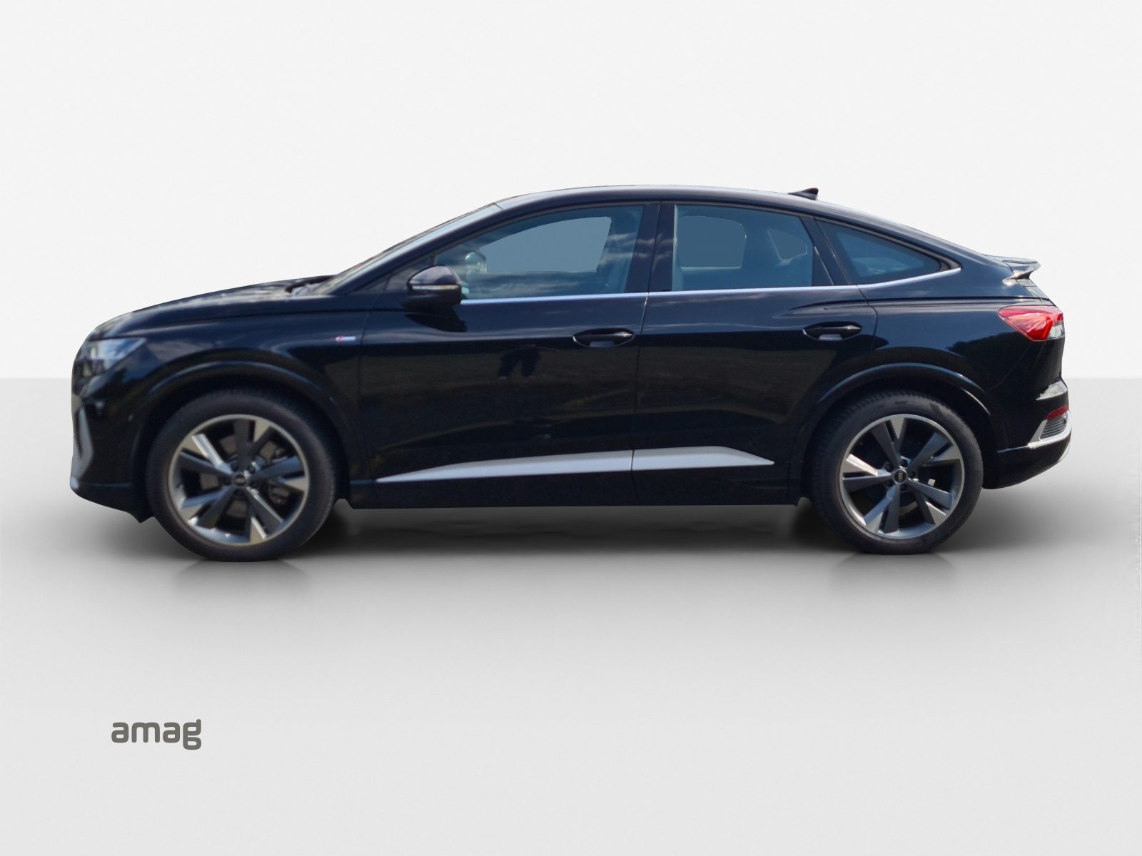 AUDI Q4 SB 50 e-tron quattro, Électrique, Occasion / Utilisé, Automatique - 2
