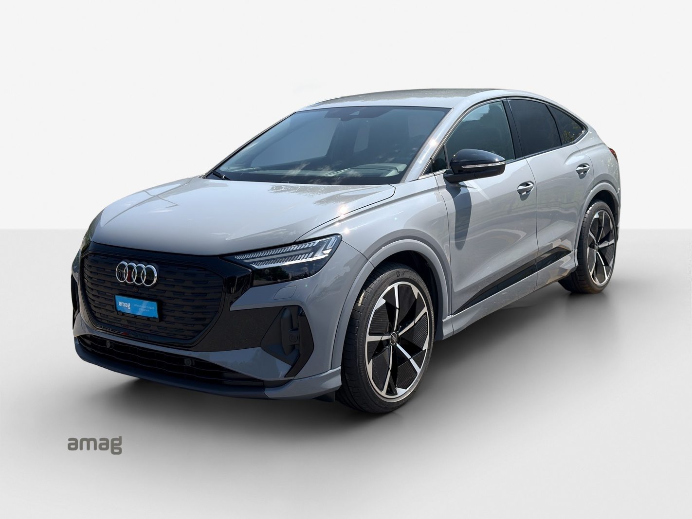 AUDI Q4 SB 50 e-tron quattro