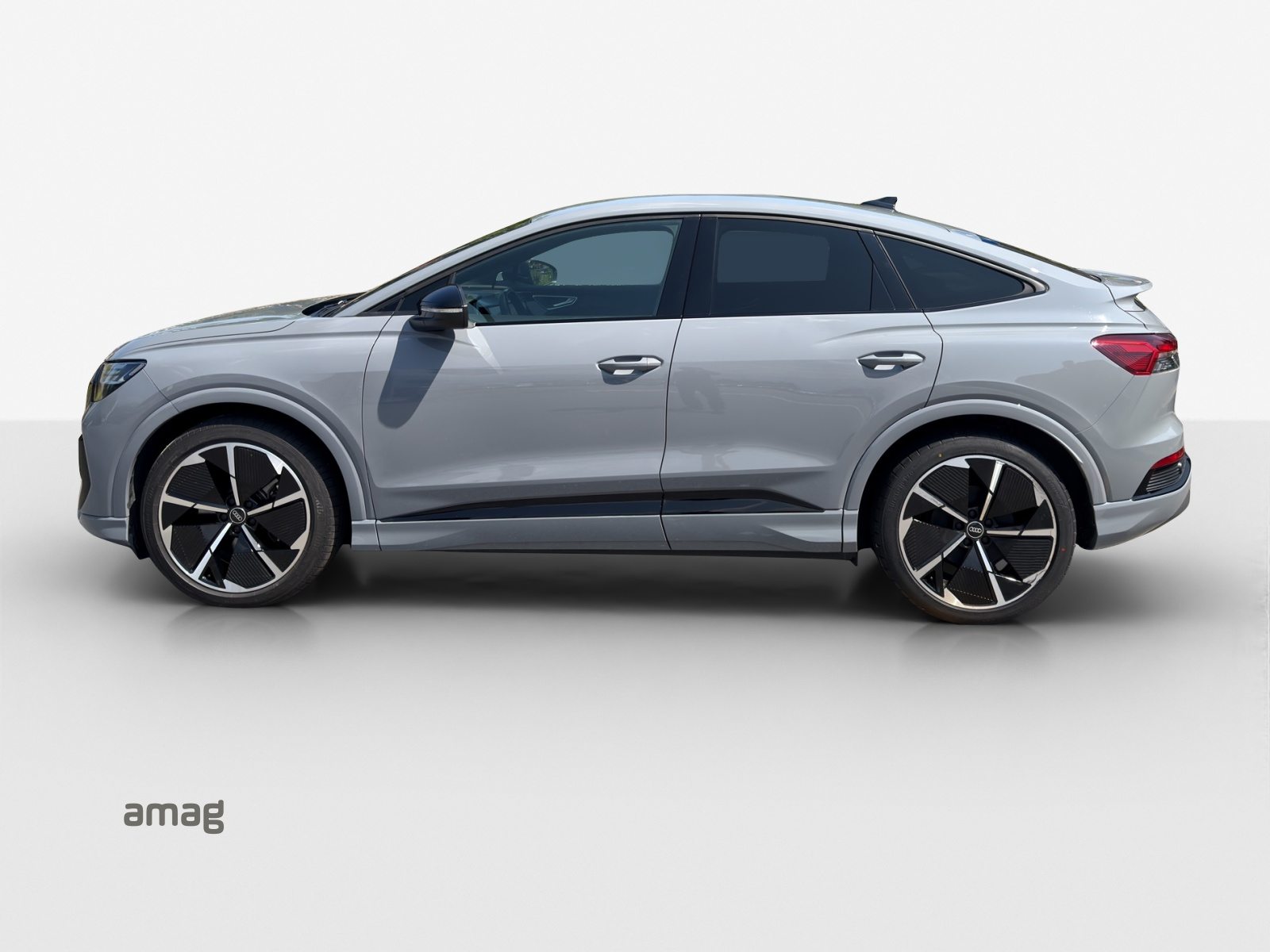 AUDI Q4 SB 50 e-tron quattro, Électrique, Occasion / Utilisé, Automatique - 2