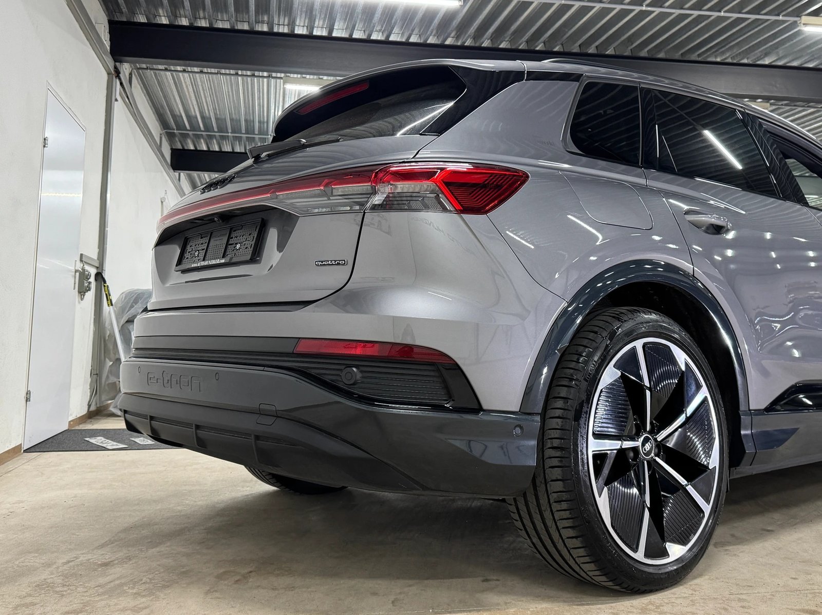 AUDI Q4 e-tron 55 S-Line quattro Black-Optik 340PS / AHK / W, Électrique, Occasion / Utilisé, Automatique - 6